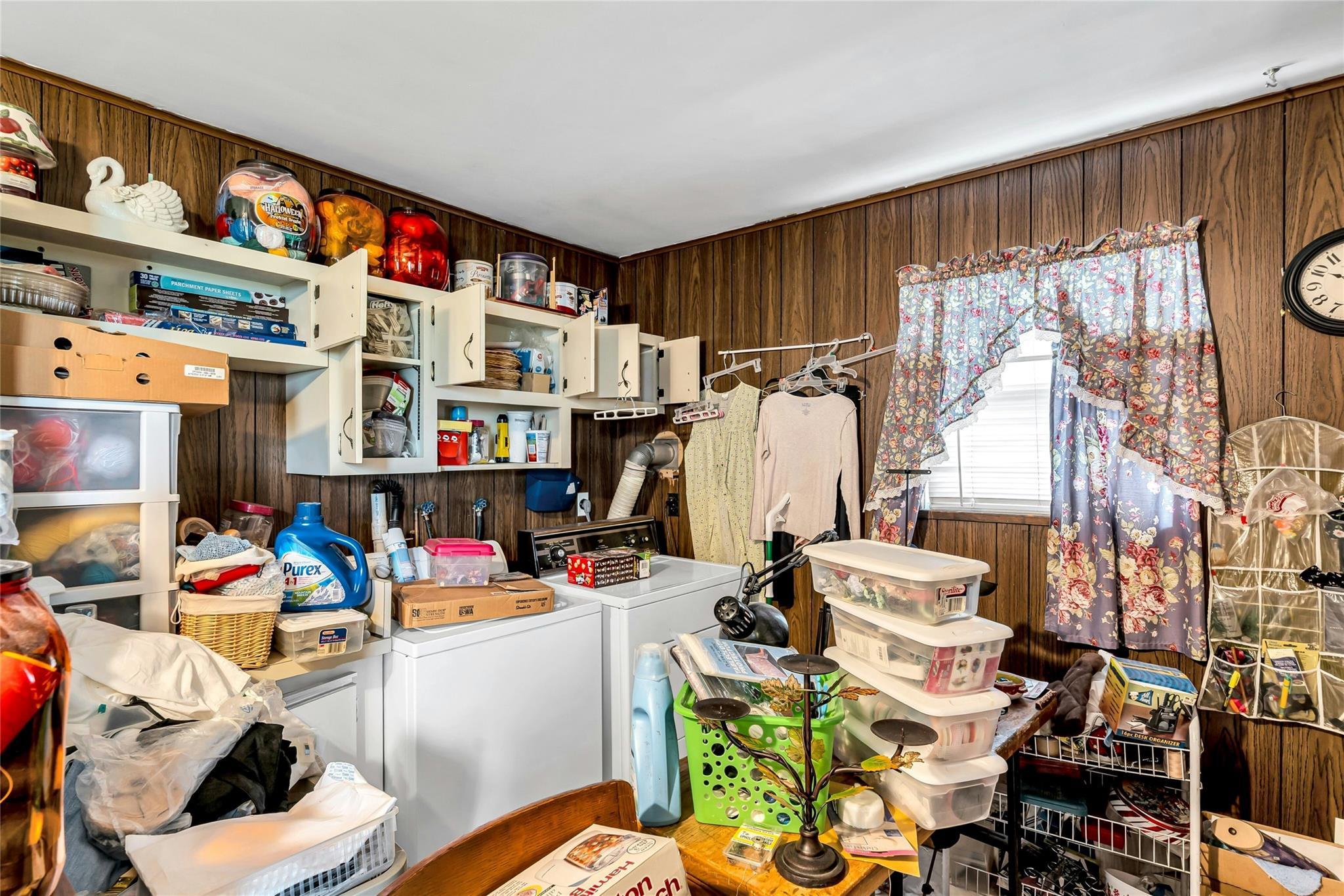 Single Family Herzel  Suffolk County, NY 11704, MLS-882660-24