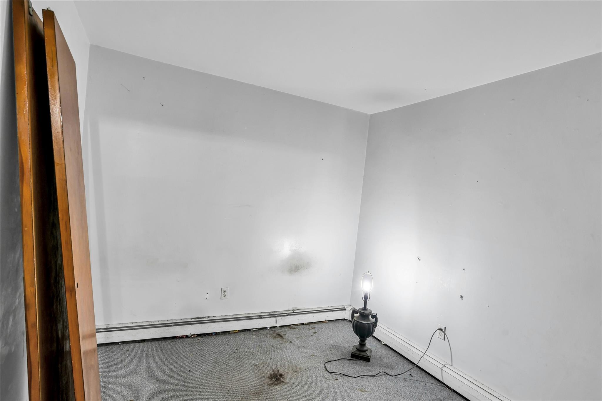 Single Family Herzel  Suffolk County, NY 11704, MLS-882660-26