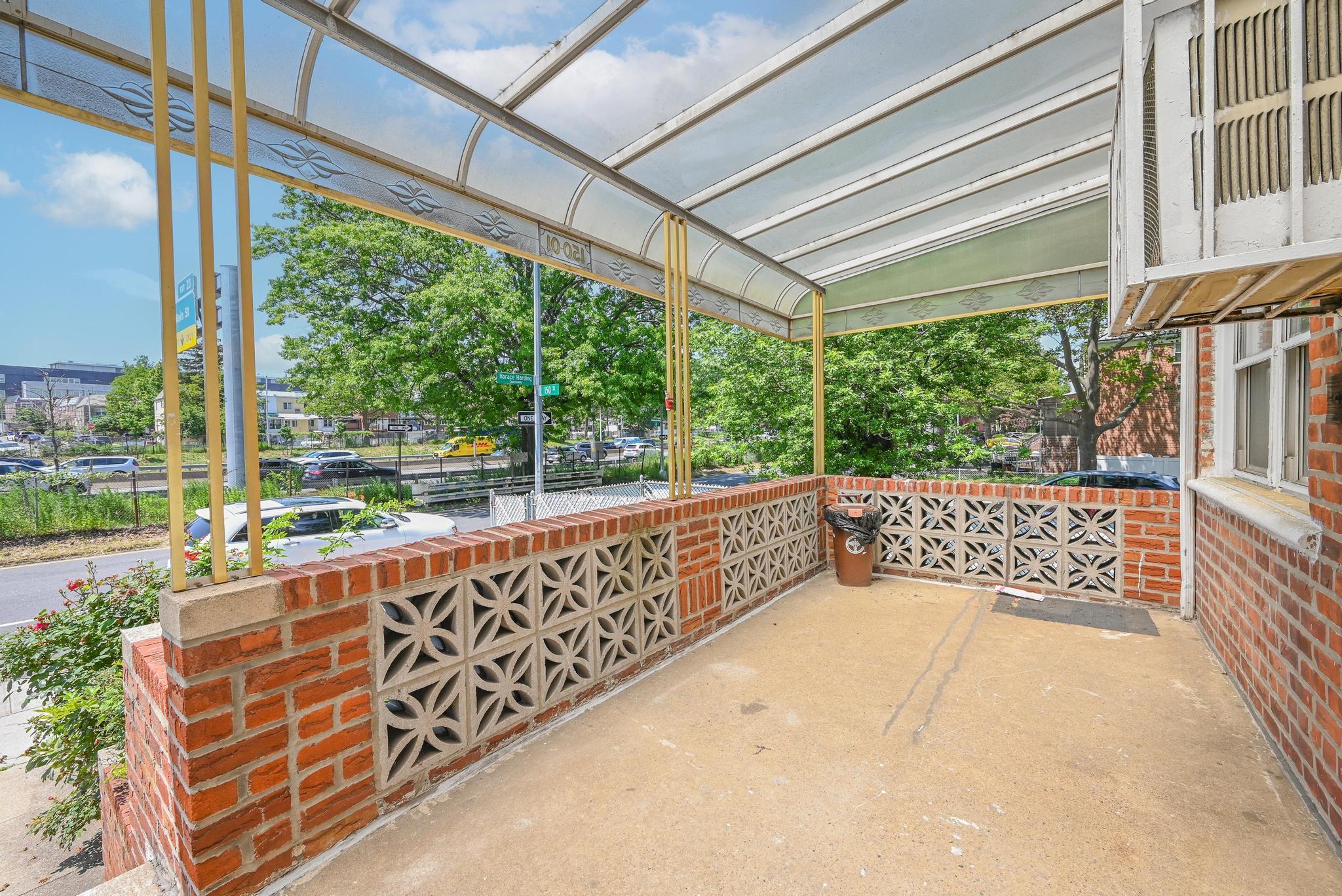 Single Family Horace Harding Exp  Queens, NY 11367, MLS-882676-3