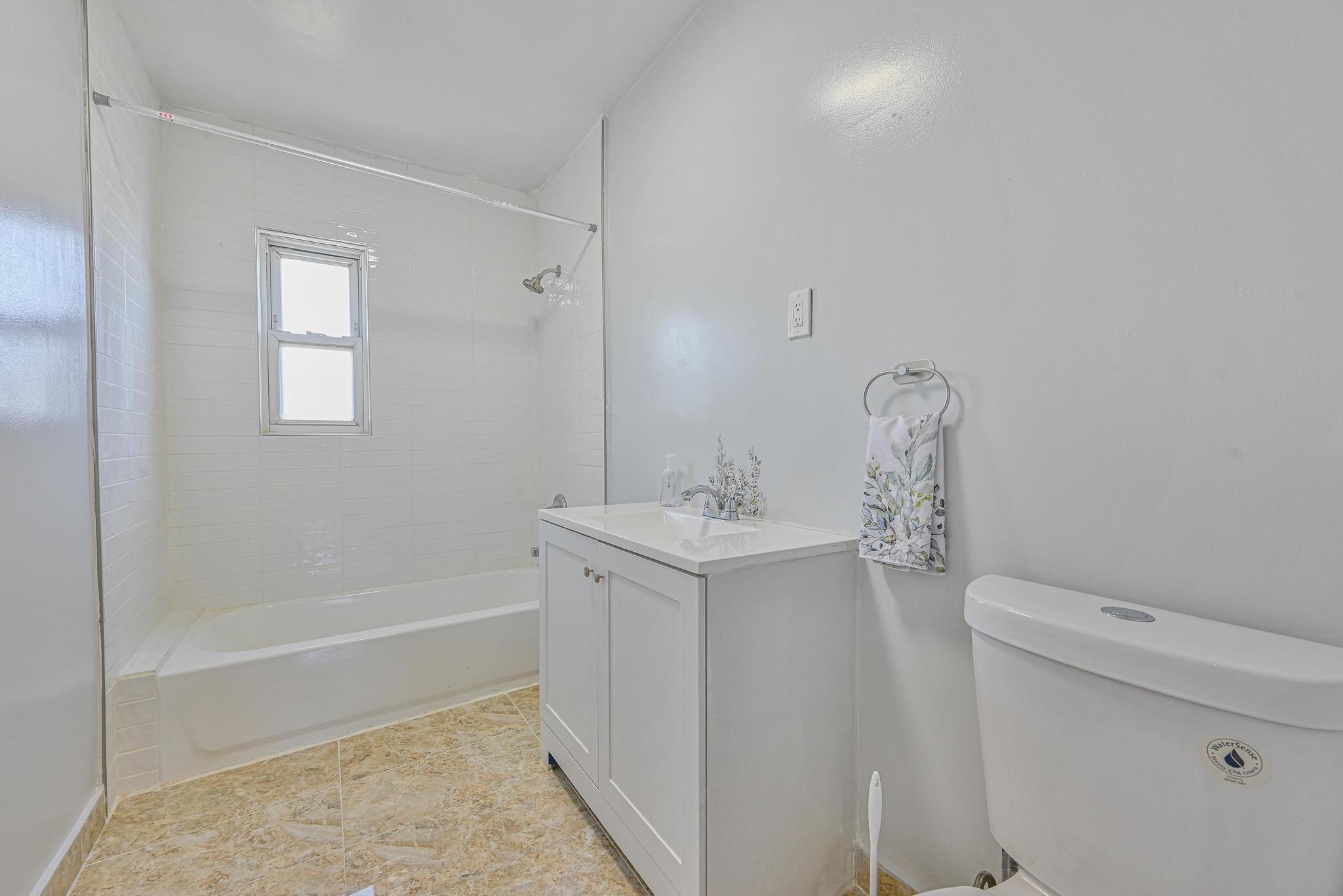 Single Family Horace Harding Exp  Queens, NY 11367, MLS-882676-7