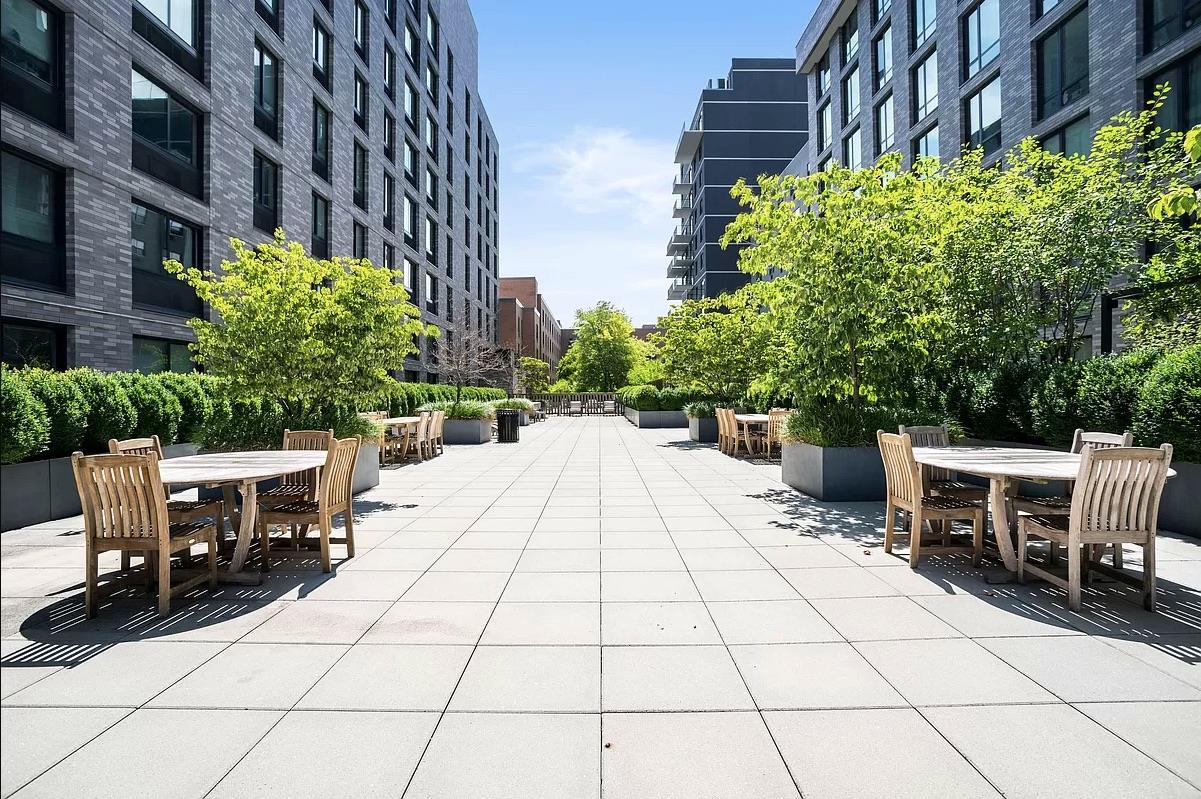 Apartment 116th  Manhattan, NY 10026, MLS-882697-6