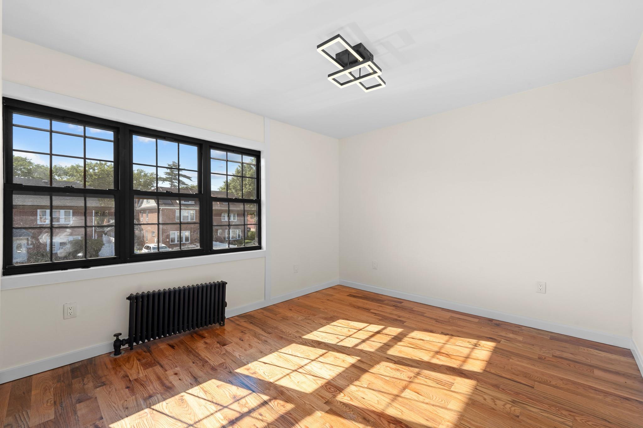 Single Family 223rd  Queens, NY 11411, MLS-882704-12
