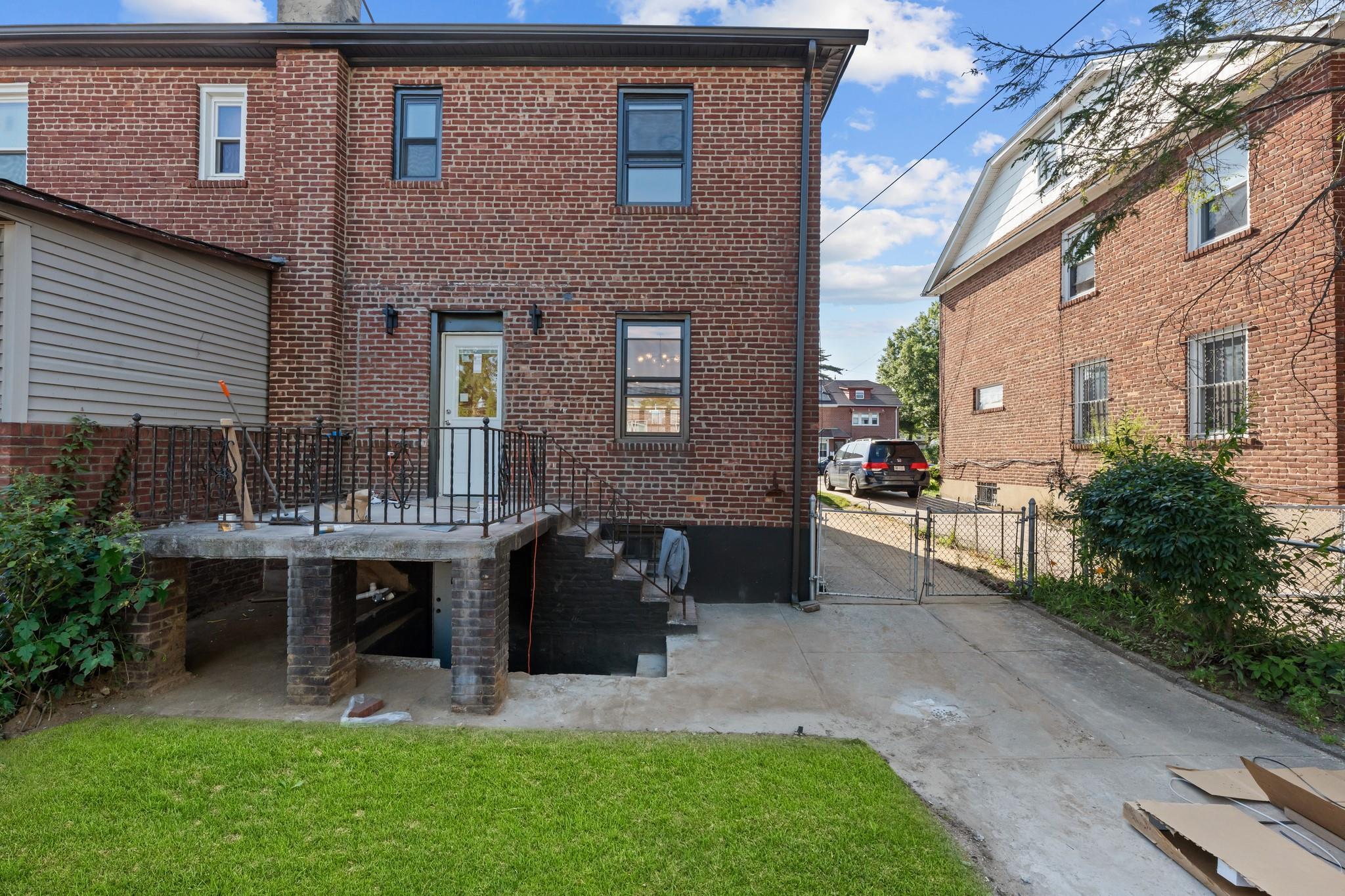 Single Family 223rd  Queens, NY 11411, MLS-882704-19