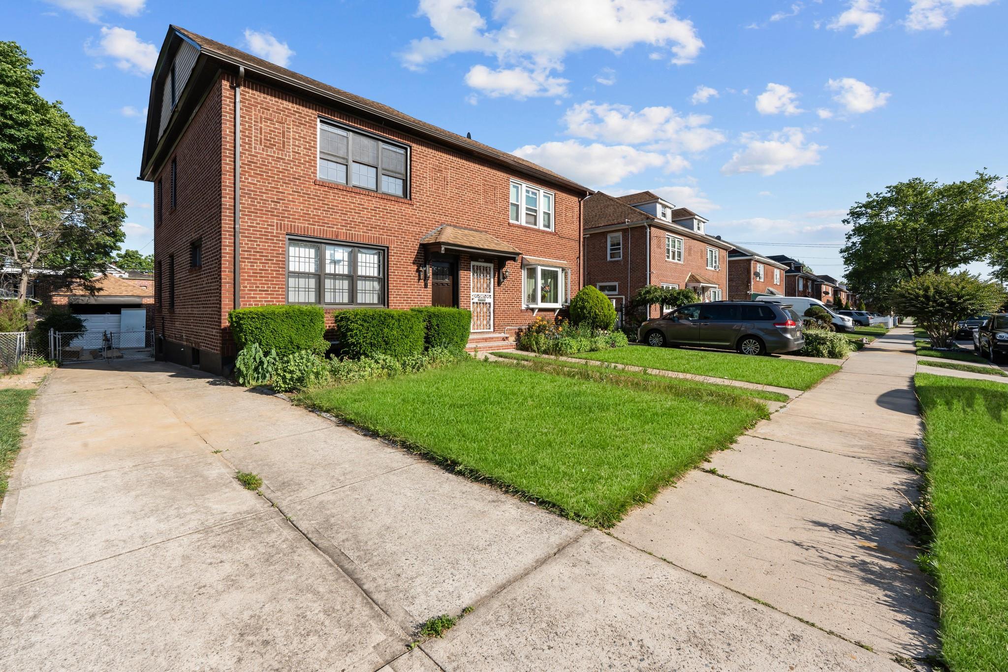 Single Family 223rd  Queens, NY 11411, MLS-882704-20