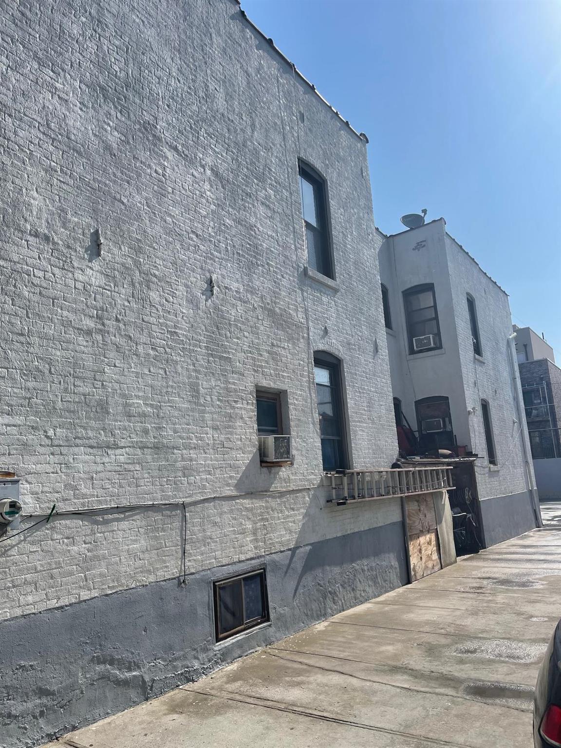 Single Family 100th Queens, NY 11368, MLS-882714-25