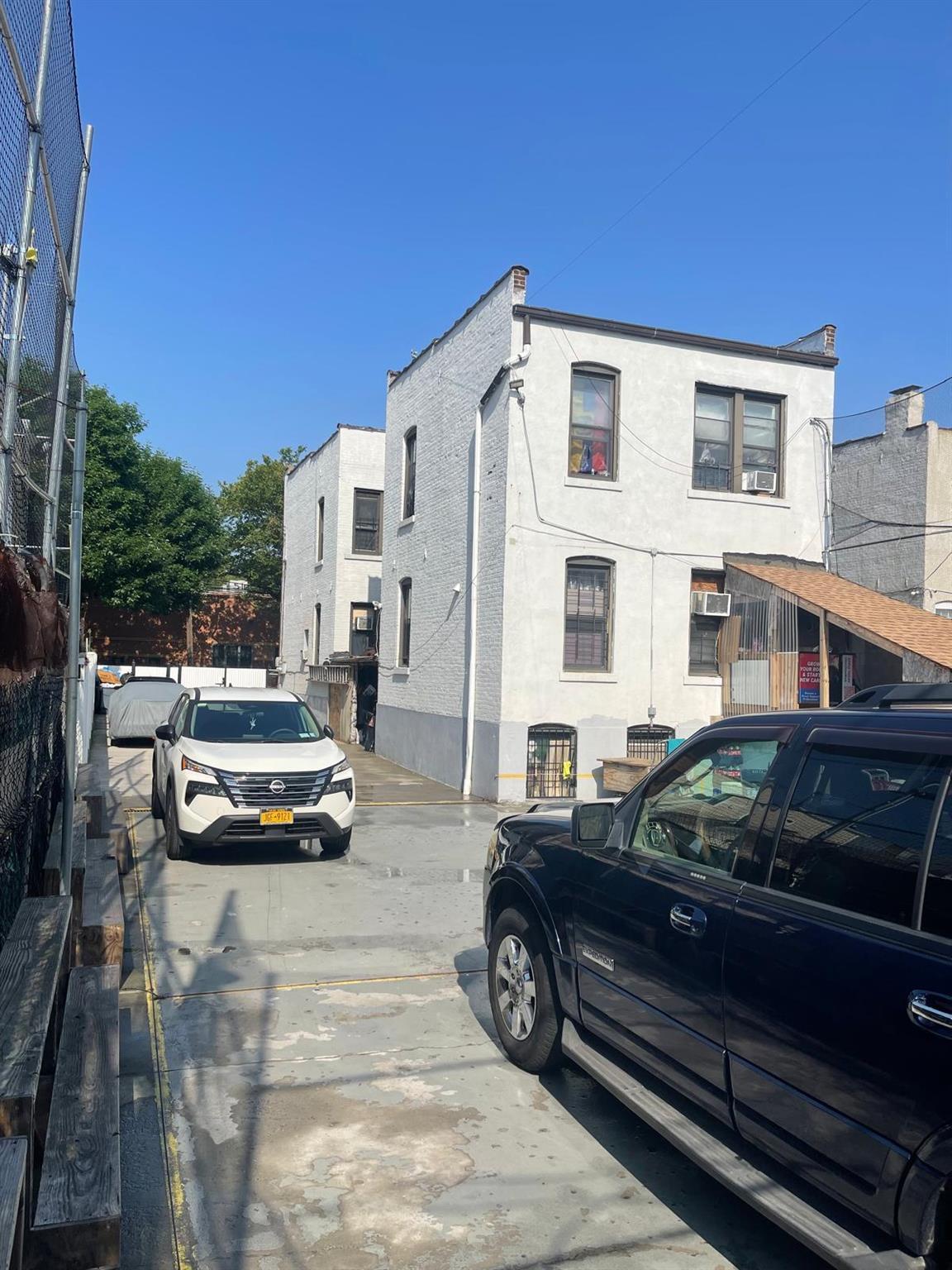 Single Family 100th  Queens, NY 11368, MLS-882714-26