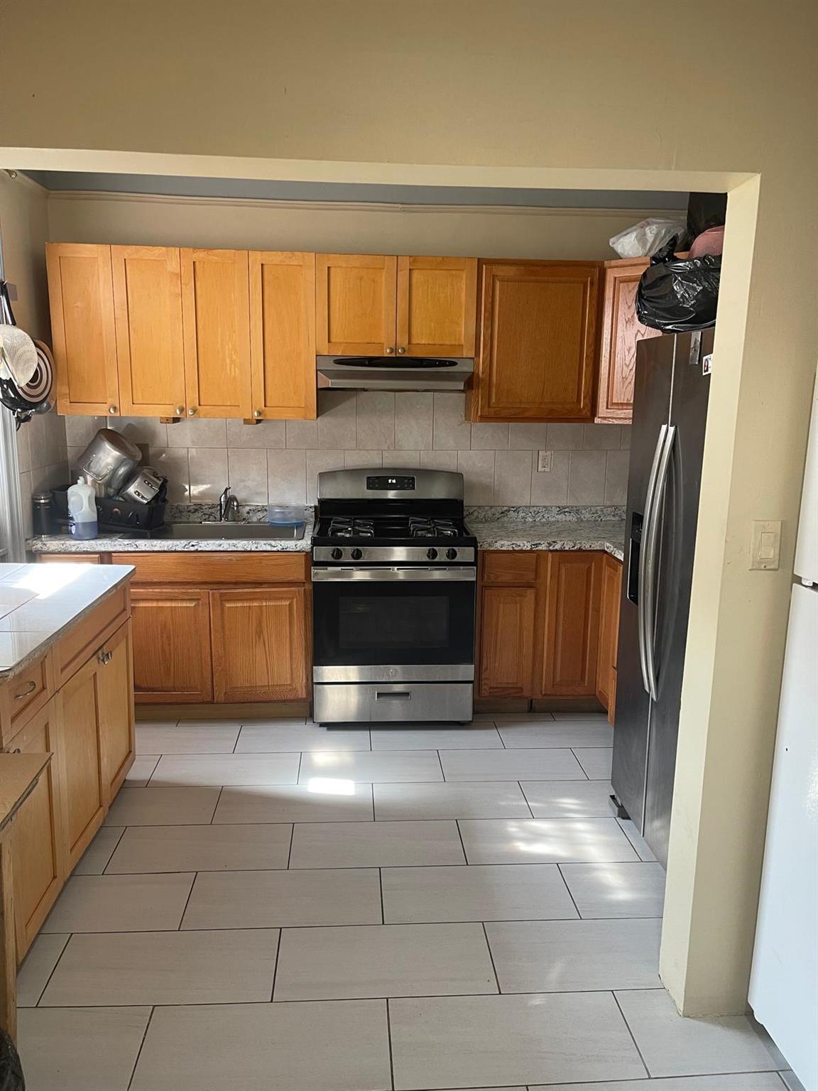 Single Family 100th Queens, NY 11368, MLS-882714-4