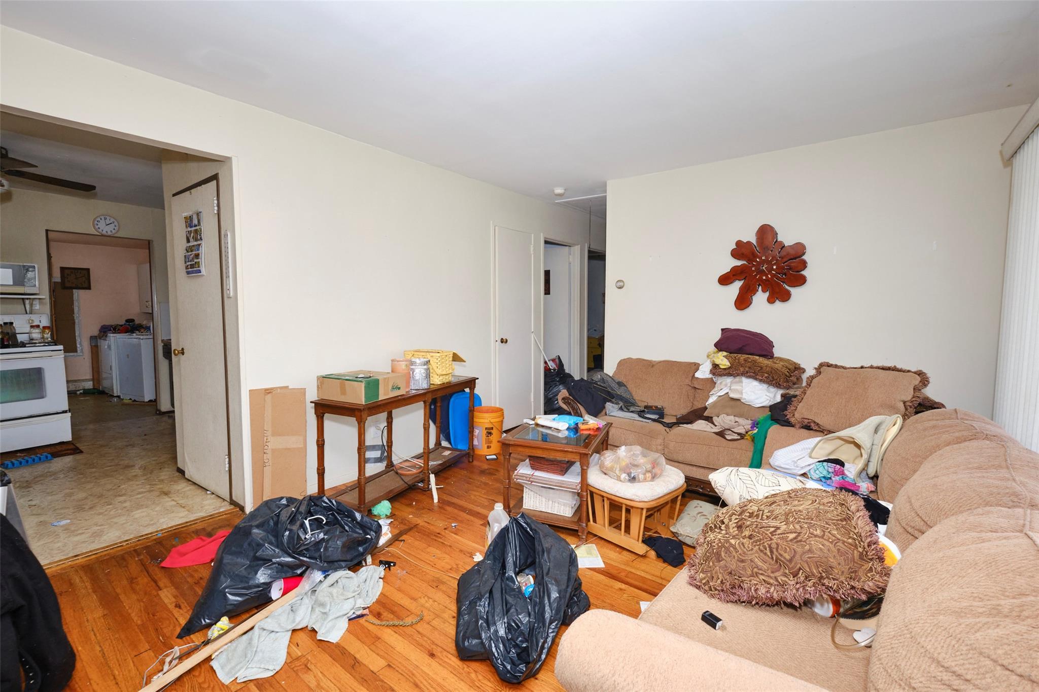 Single Family Hubbard  Nassau County, NY 11520, MLS-882734-3