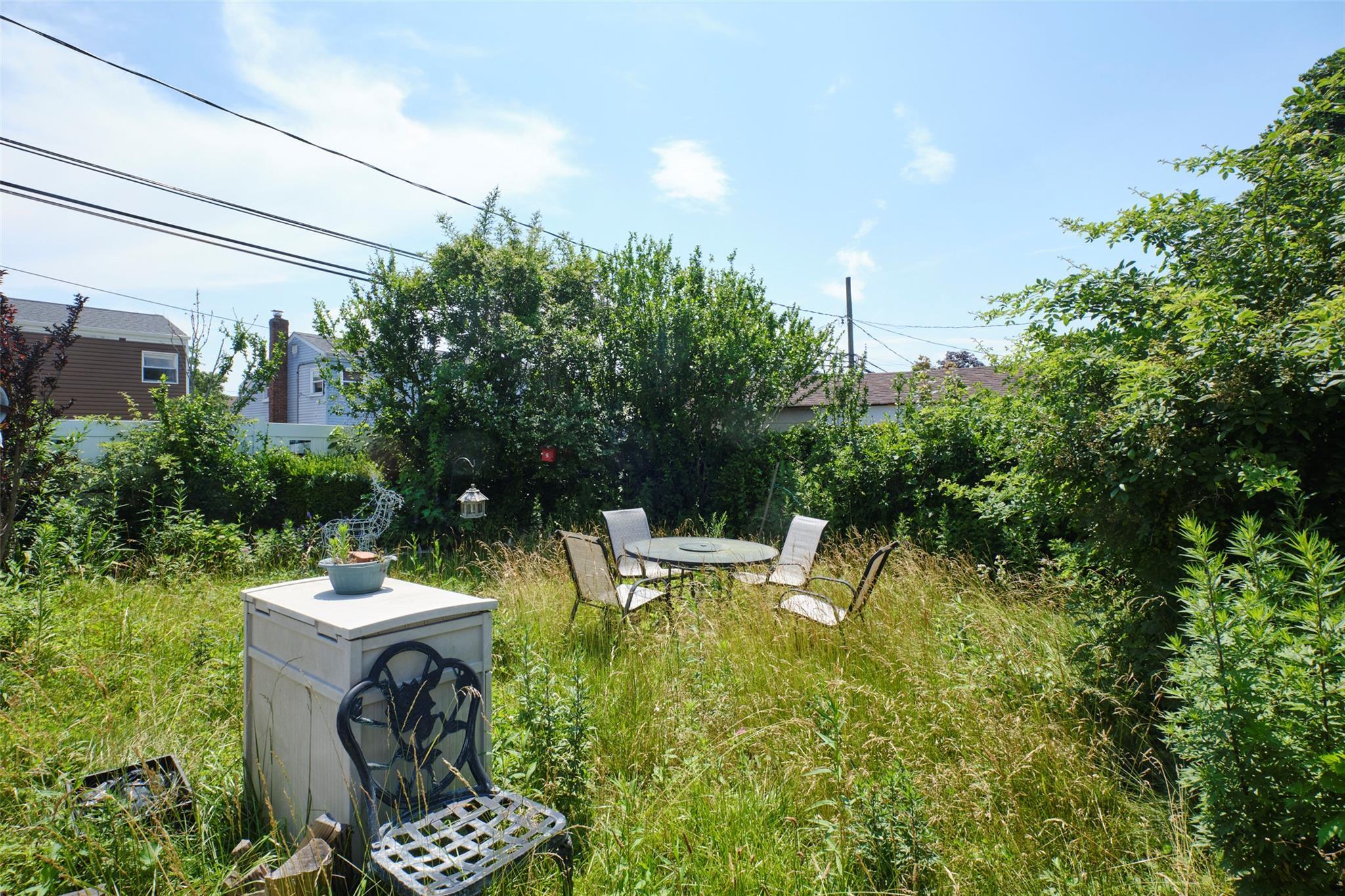 Single Family Hubbard  Nassau County, NY 11520, MLS-882734-9
