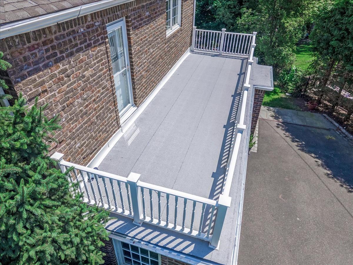 Single Family Mountain Cut  Nassau County, NY 11030, MLS-882761-19