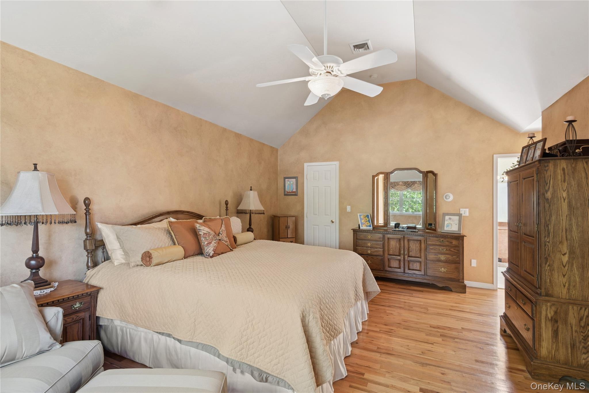 Single Family Orient  Suffolk County, NY 11768, MLS-882762-37