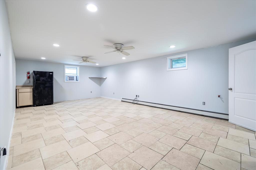 Single Family North  Nassau County, NY 11709, MLS-882772-14