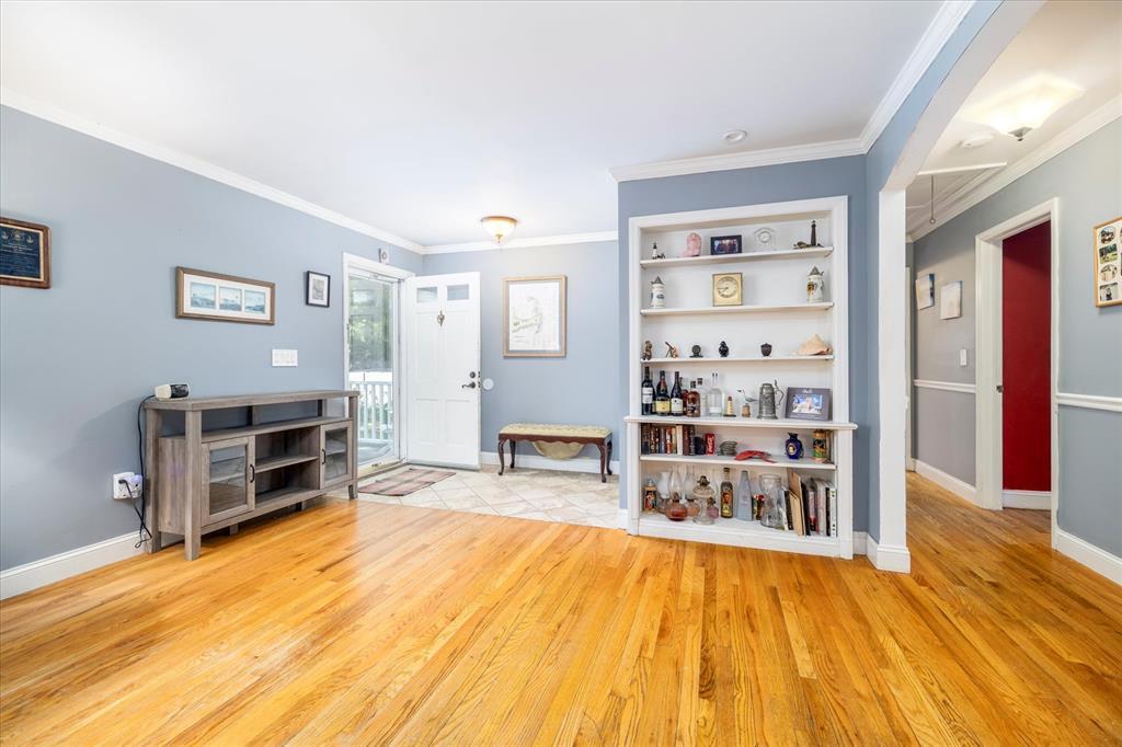 Single Family North  Nassau County, NY 11709, MLS-882772-3