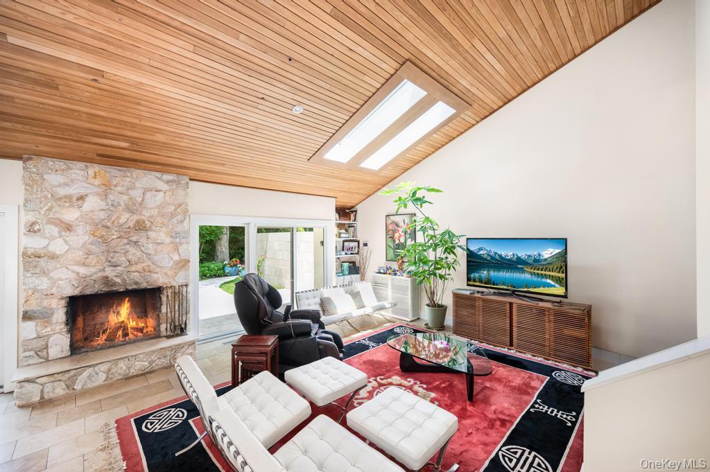 Single Family Noyack Suffolk County, NY 11963, MLS-882779-16