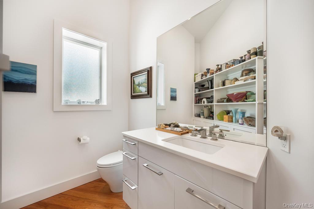 Single Family Noyack Suffolk County, NY 11963, MLS-882779-25