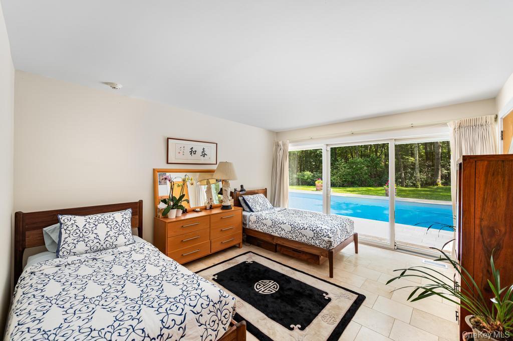 Single Family Noyack Suffolk County, NY 11963, MLS-882779-31