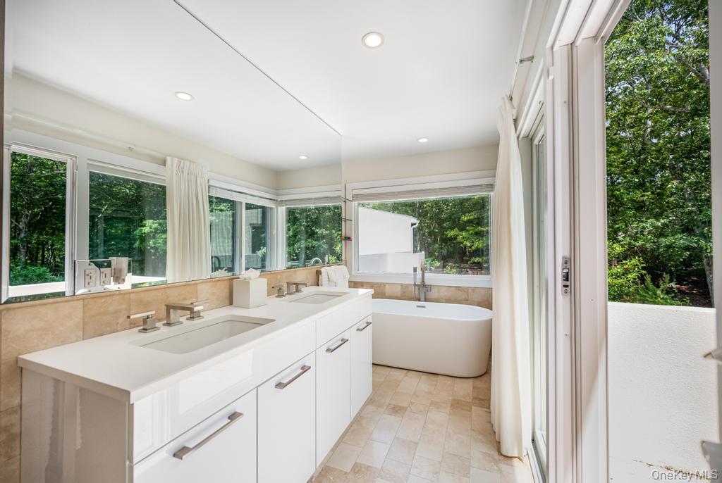 Single Family Noyack Suffolk County, NY 11963, MLS-882779-33