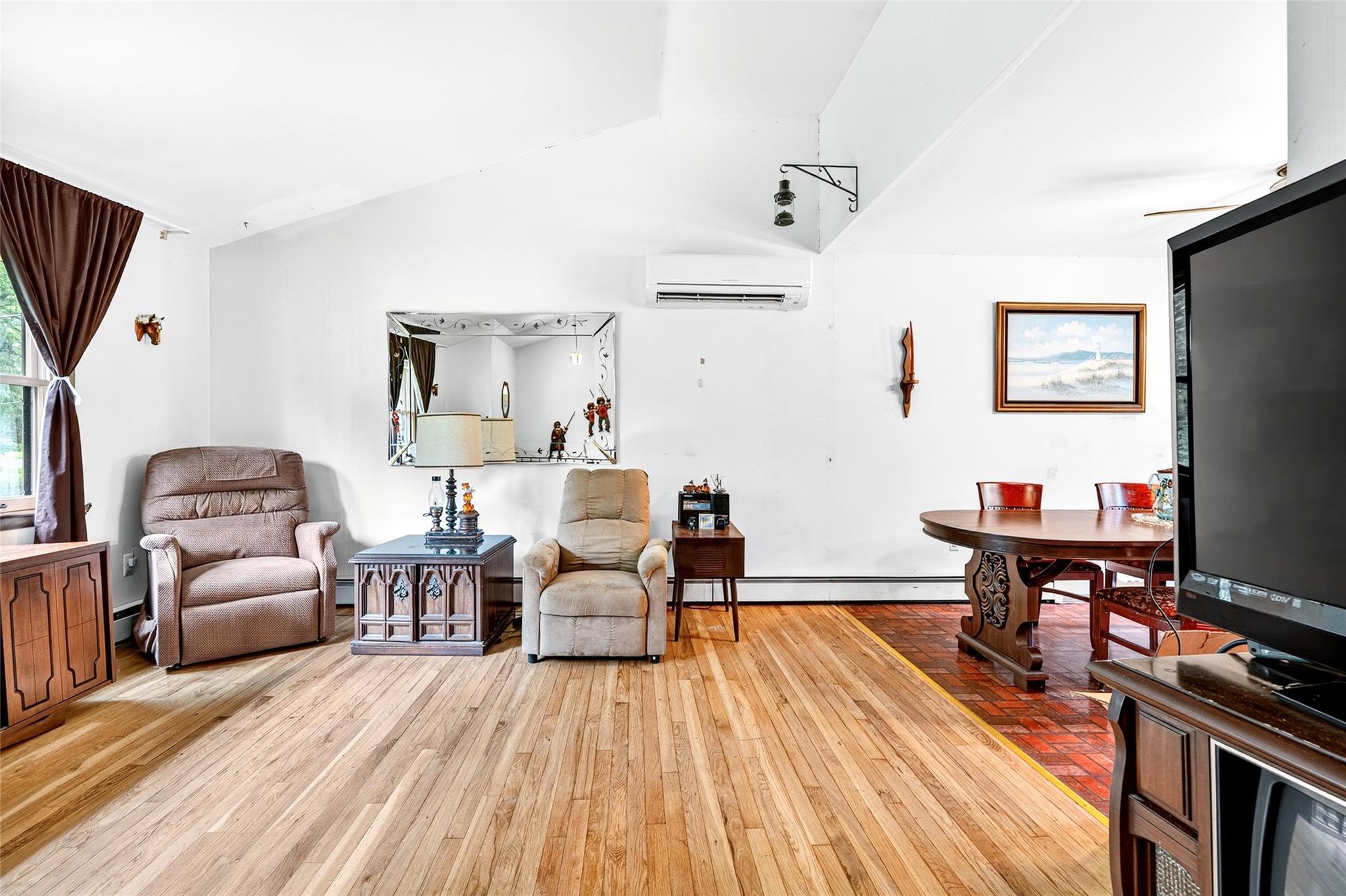 Single Family Bull  Orange County, NY 12575, MLS-882813-12