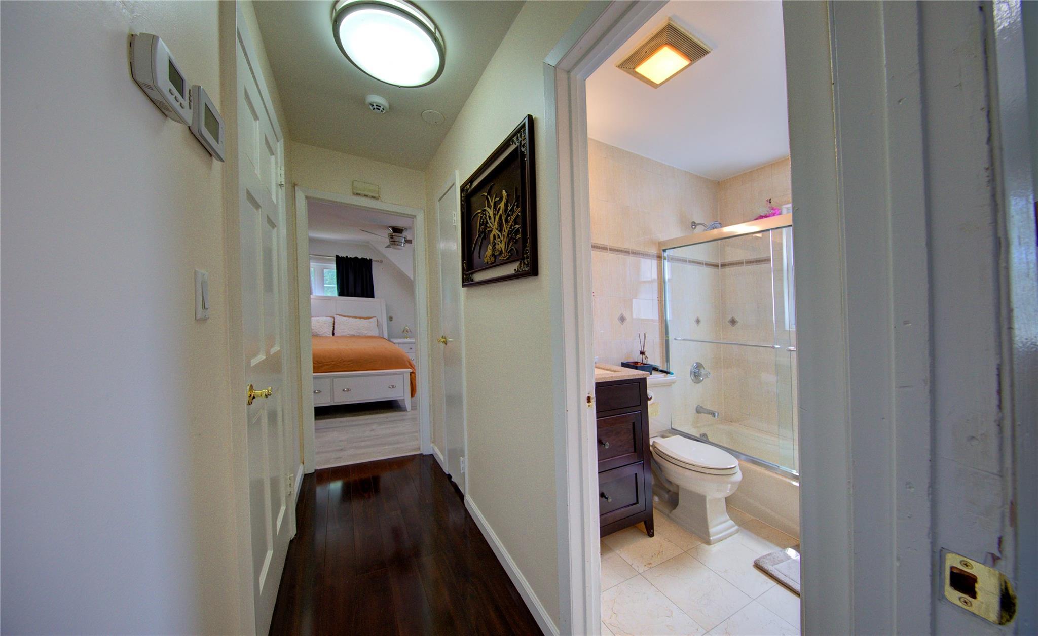 Single Family 265th  Queens, NY 11040, MLS-882829-22