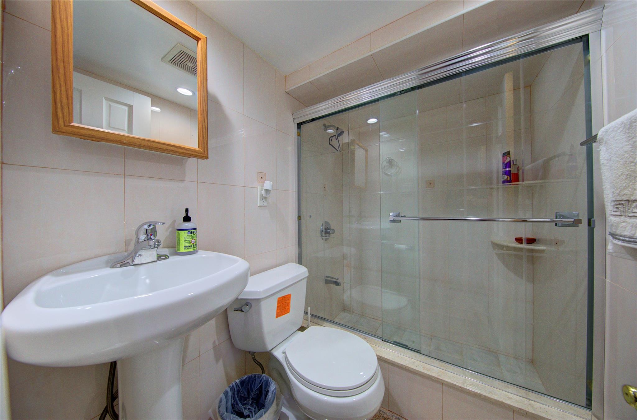 Single Family 265th  Queens, NY 11040, MLS-882829-32