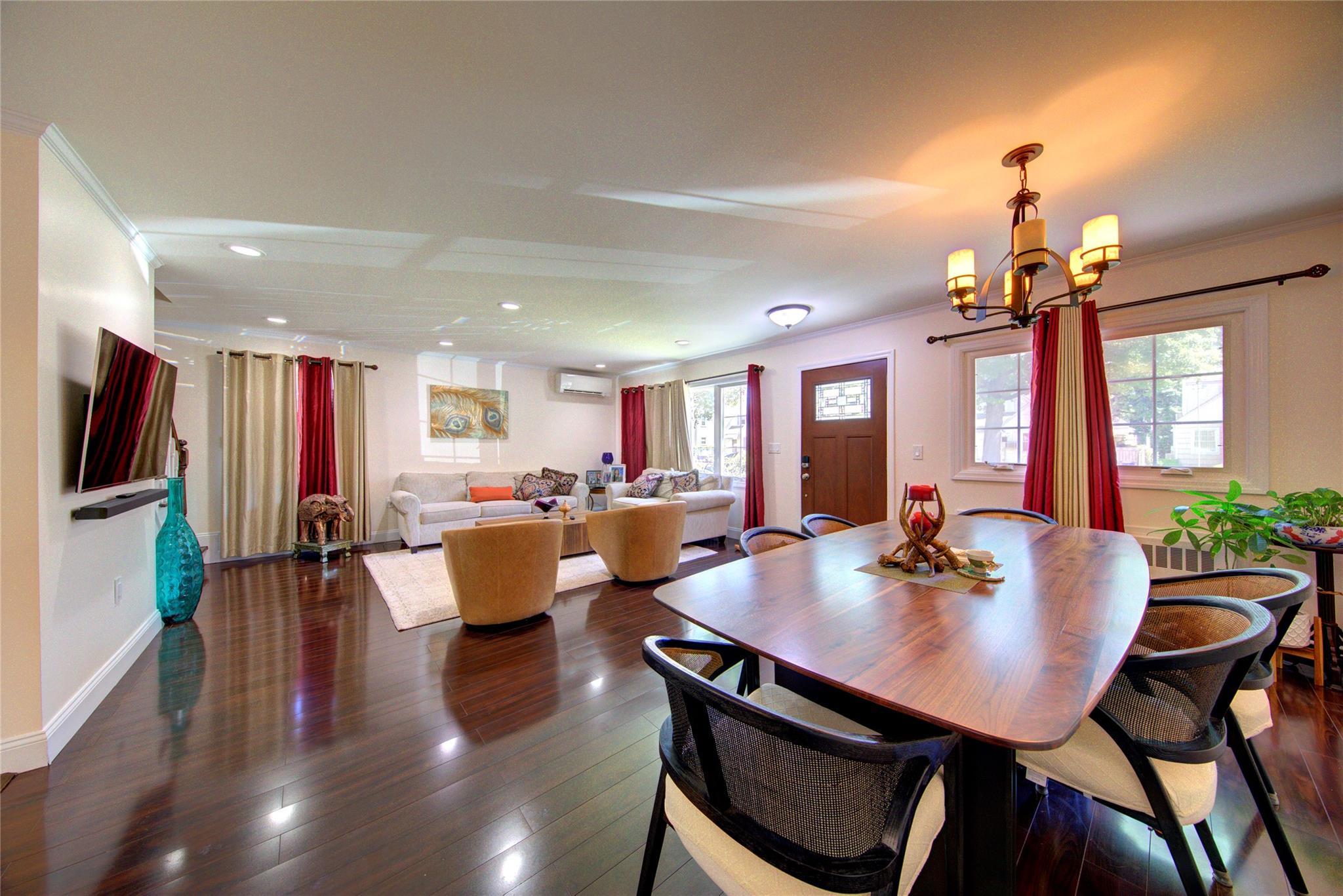 Single Family 265th  Queens, NY 11040, MLS-882829-4