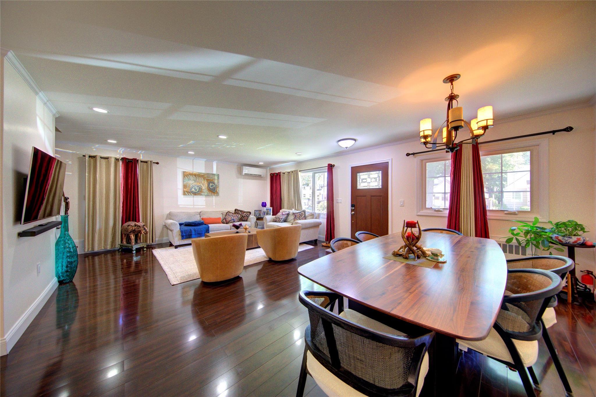 Single Family 265th  Queens, NY 11040, MLS-882829-5