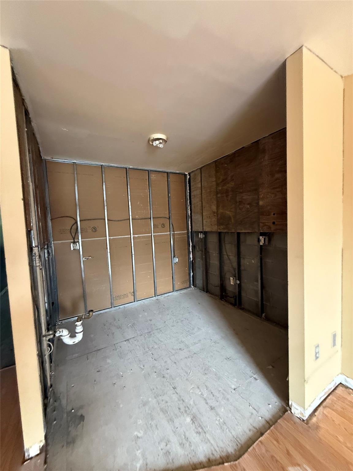 Single Family Givan  Bronx, NY 10469, MLS-882842-13