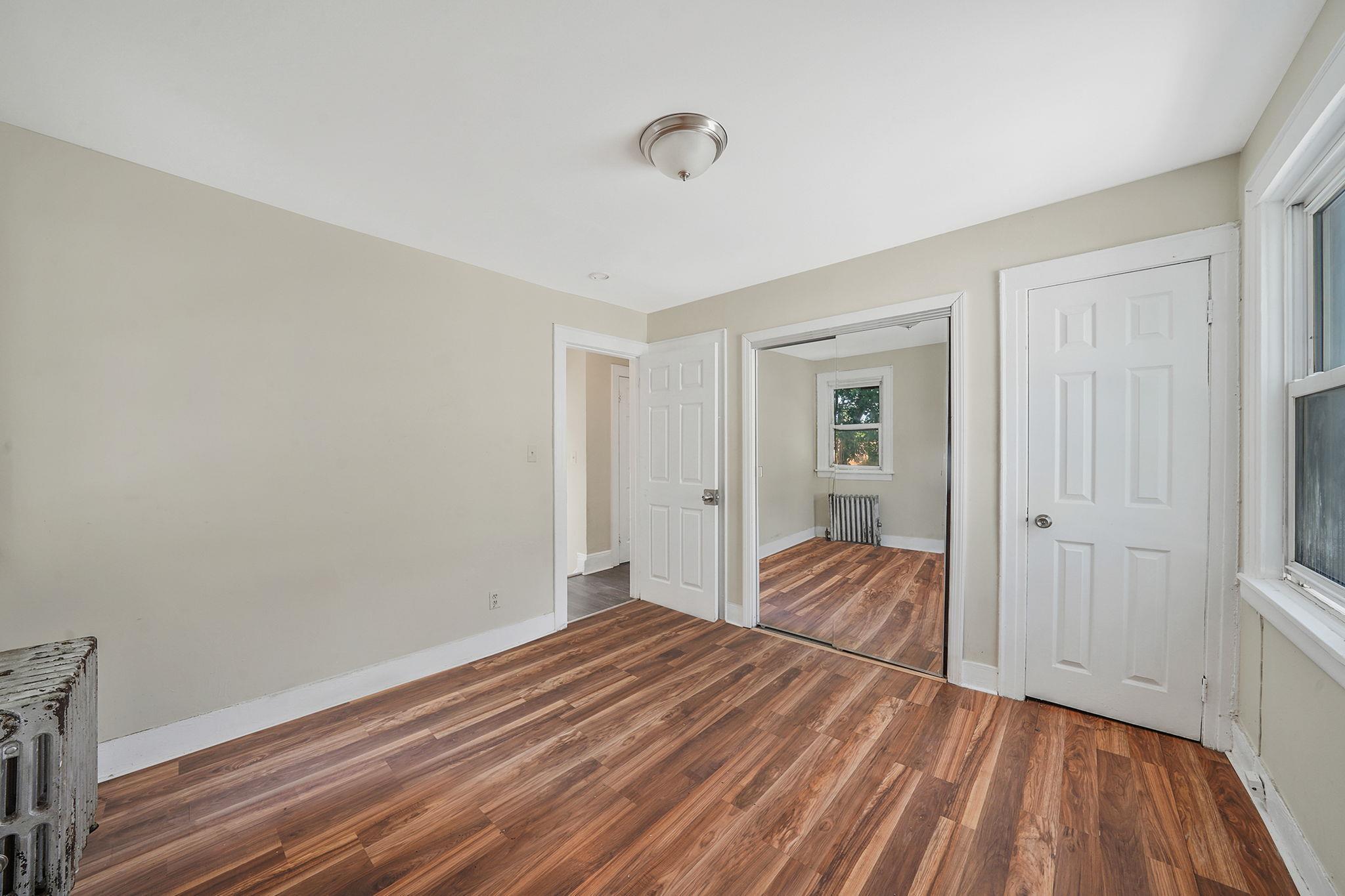 Single Family 230th  Queens, NY 11413, MLS-882848-16