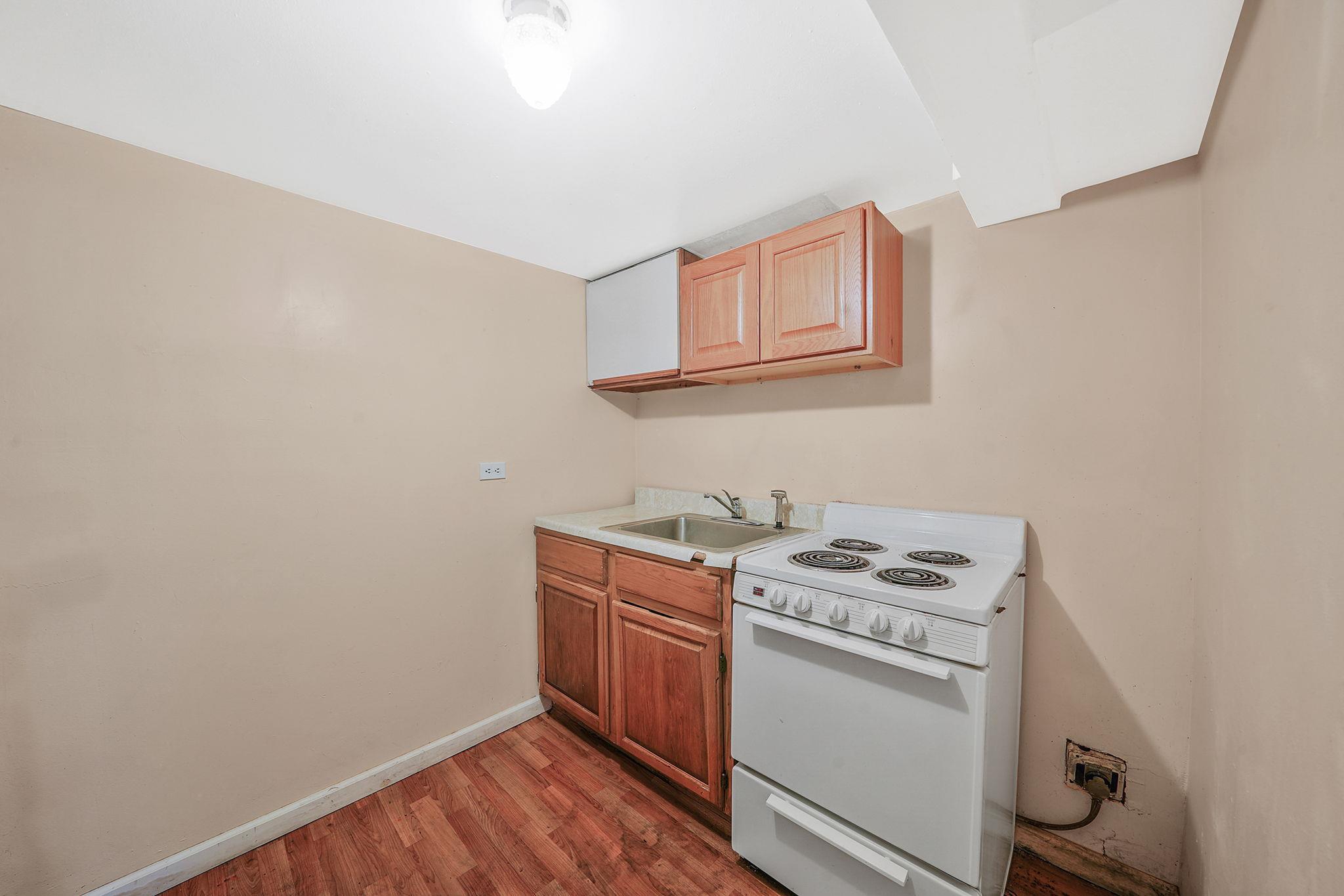 Single Family 230th  Queens, NY 11413, MLS-882848-27
