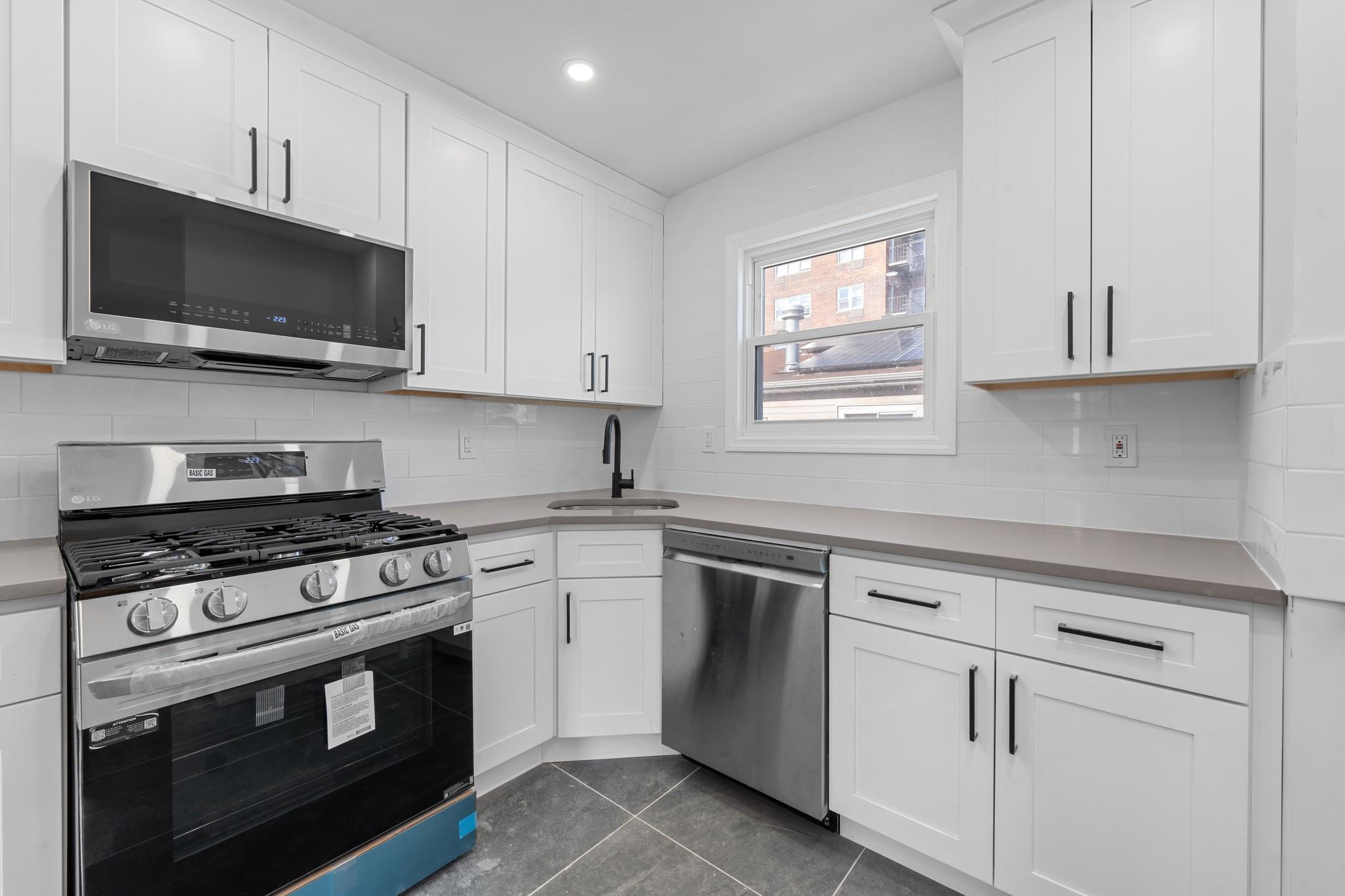 Single Family Grassmere  Queens, NY 11691, MLS-882863-15