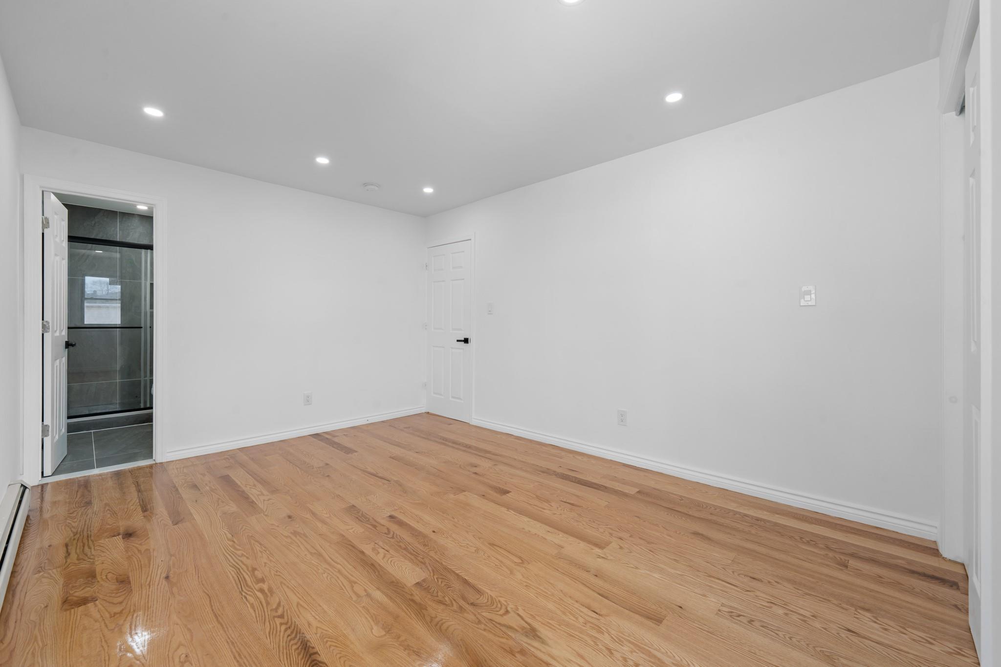 Single Family Grassmere  Queens, NY 11691, MLS-882863-19