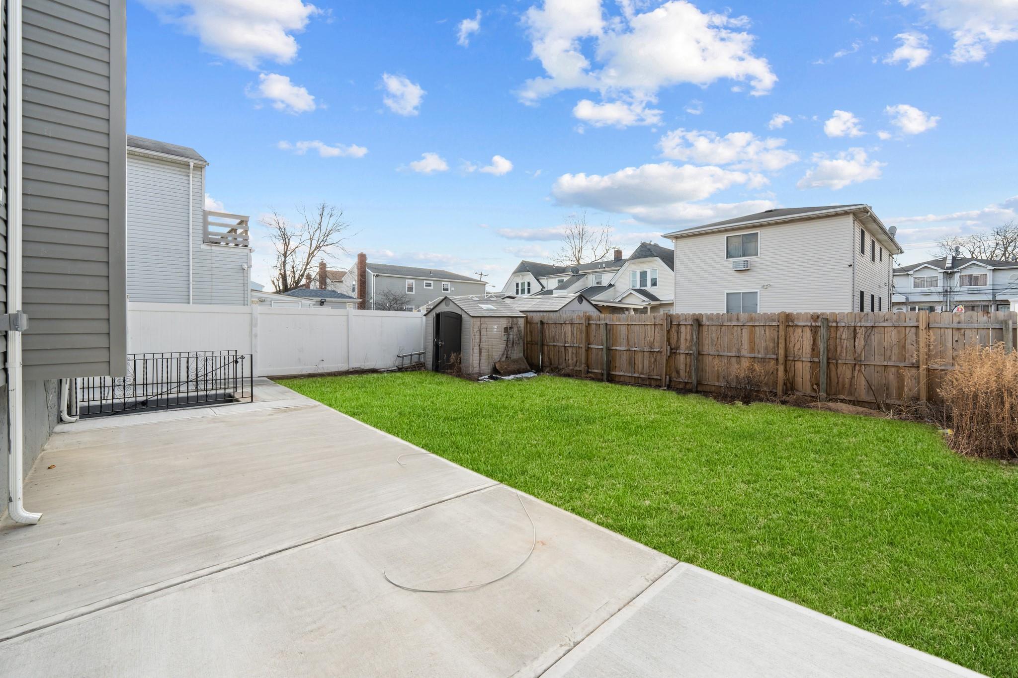 Single Family Grassmere  Queens, NY 11691, MLS-882863-25