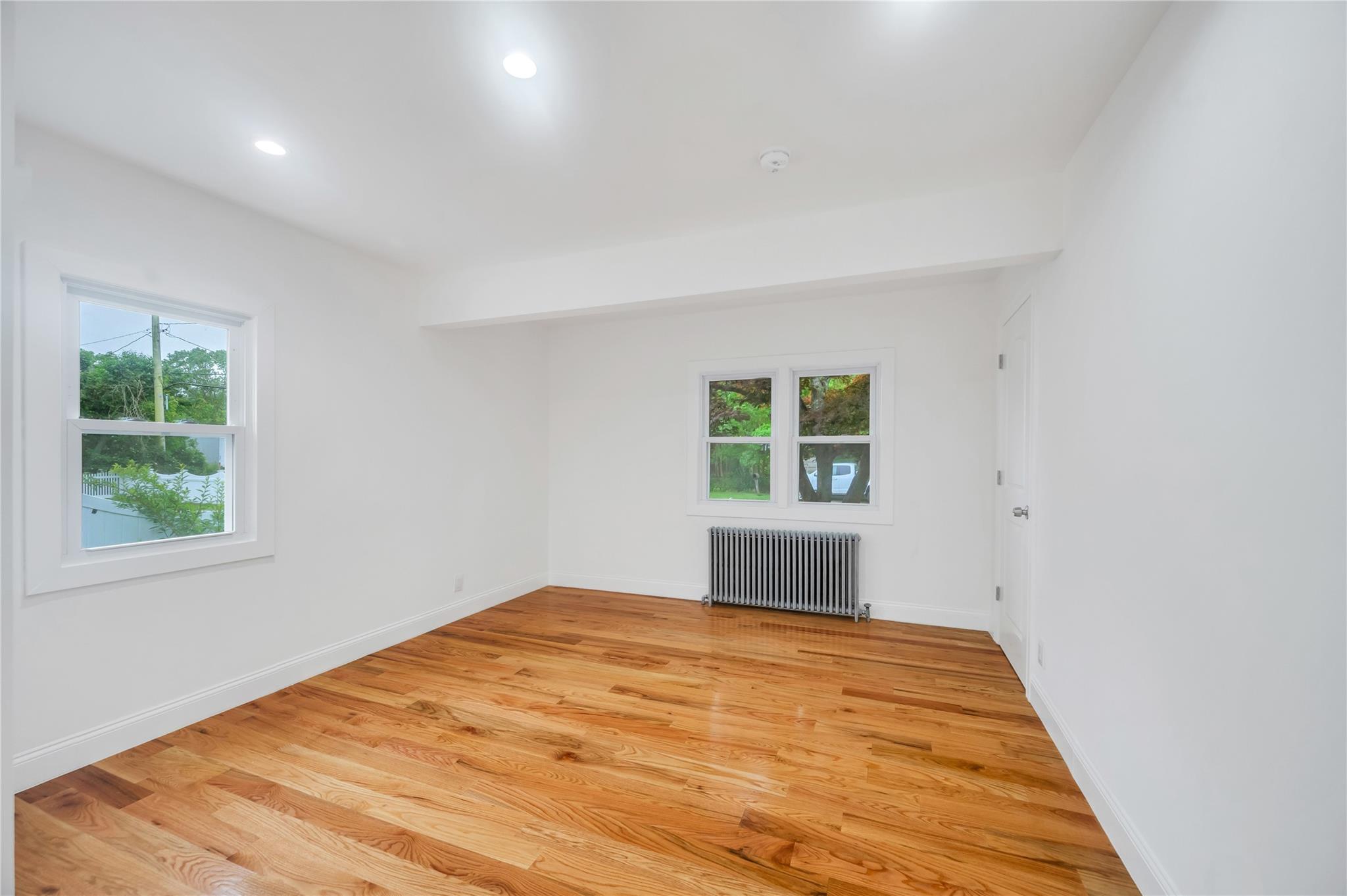 Single Family Pinetree  Suffolk County, NY 11967, MLS-882894-14