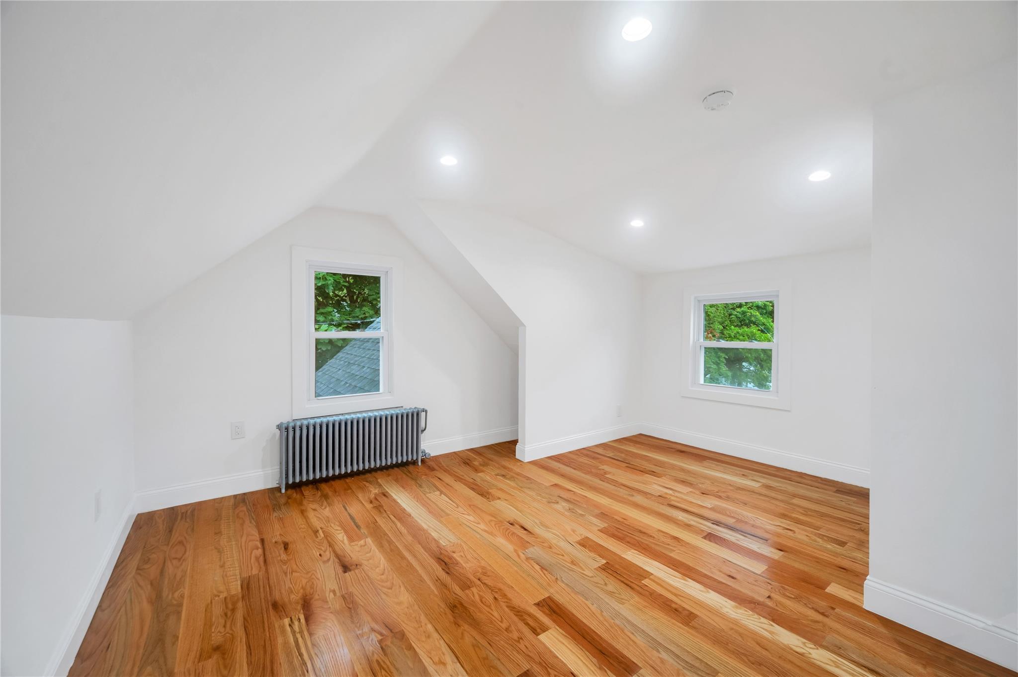Single Family Pinetree  Suffolk County, NY 11967, MLS-882894-16