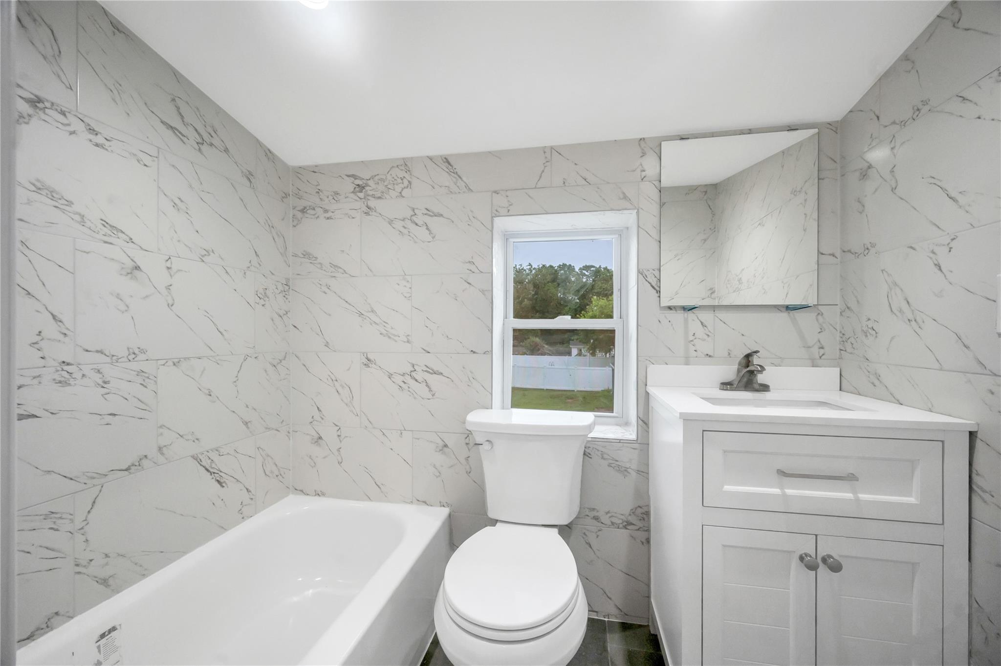 Single Family Pinetree  Suffolk County, NY 11967, MLS-882894-18