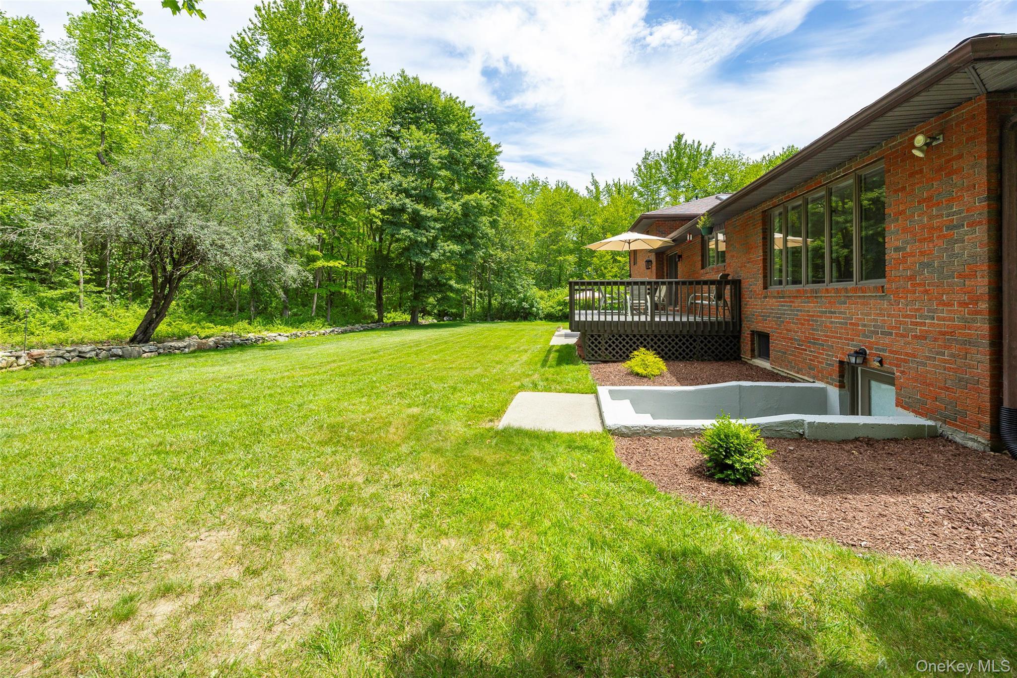 Single Family Lounsbury  Westchester County, NY 10505, MLS-882909-11