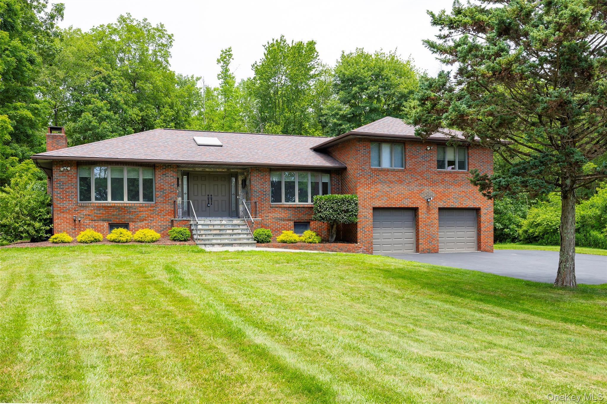 Single Family Lounsbury  Westchester County, NY 10505, MLS-882909-8