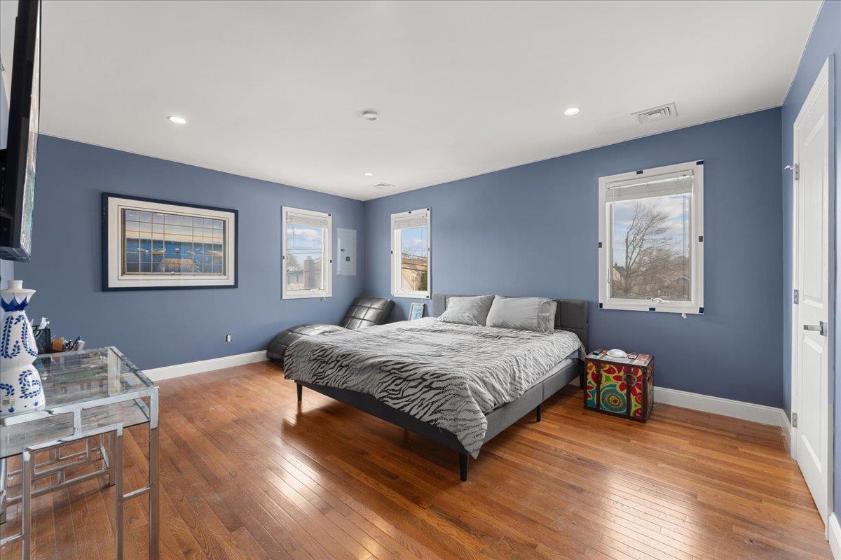 Single Family West Broadway  Nassau County, NY 11557, MLS-882924-19