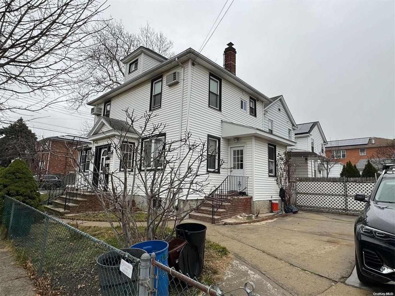 Single Family Negundo  Queens, NY 11355, MLS-882933-2