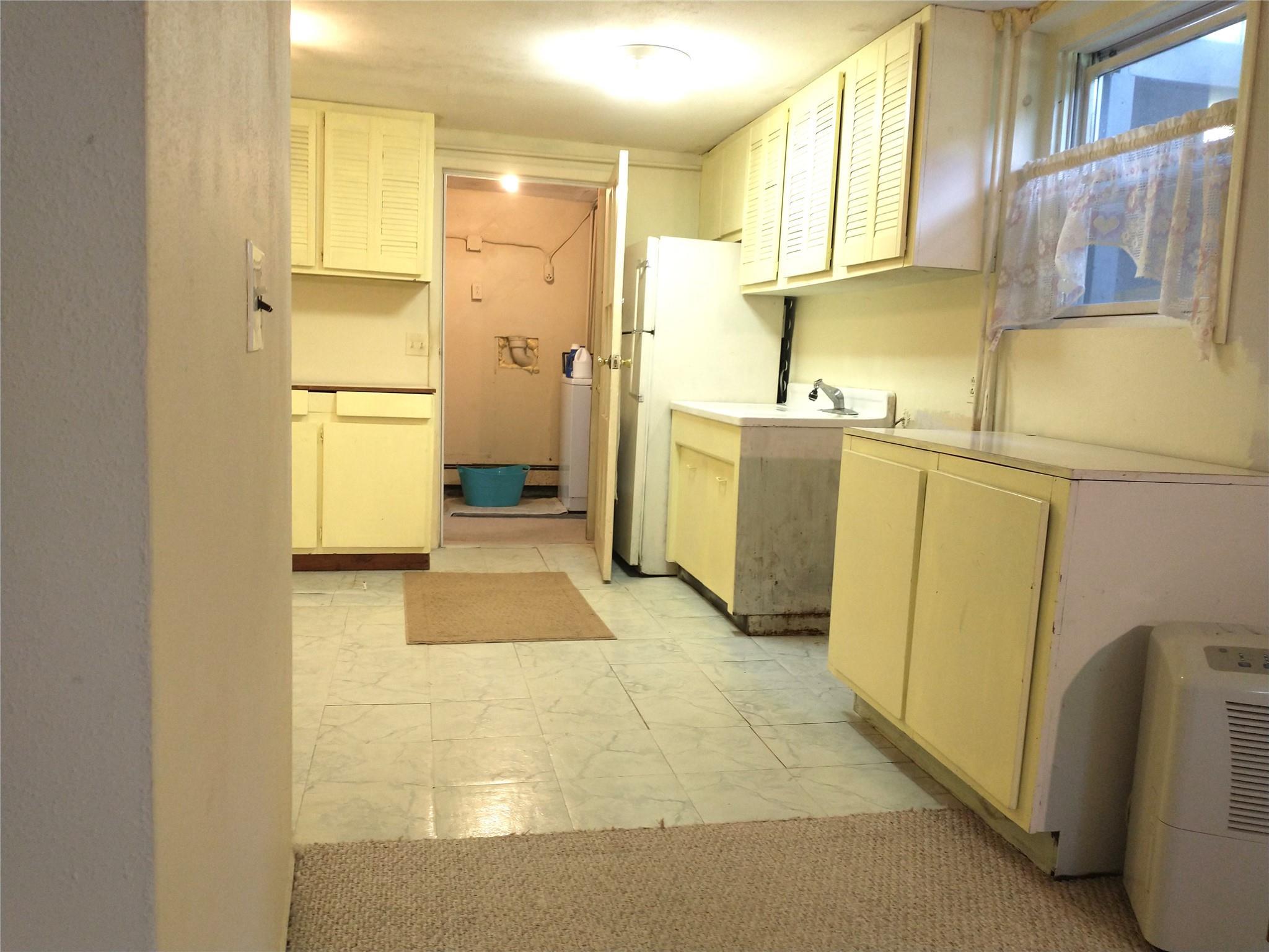 Single Family Friendly  Dutchess County, NY 12582, MLS-882943-10