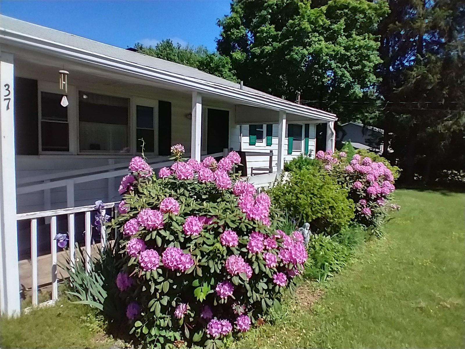 Single Family Friendly  Dutchess County, NY 12582, MLS-882943-2