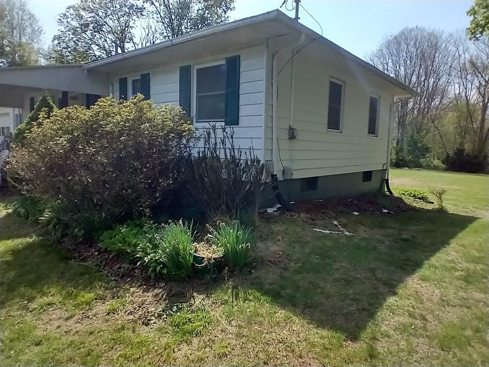 Single Family Friendly  Dutchess County, NY 12582, MLS-882943-23