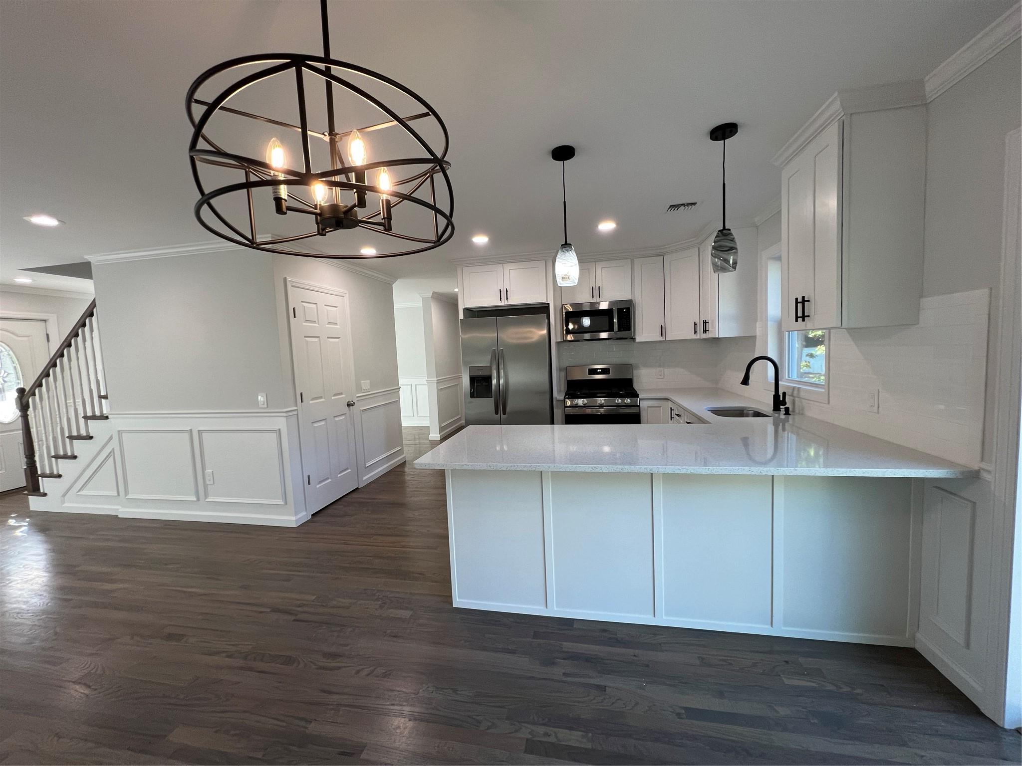 Single Family Blue Point  Suffolk County, NY 11738, MLS-882949-7