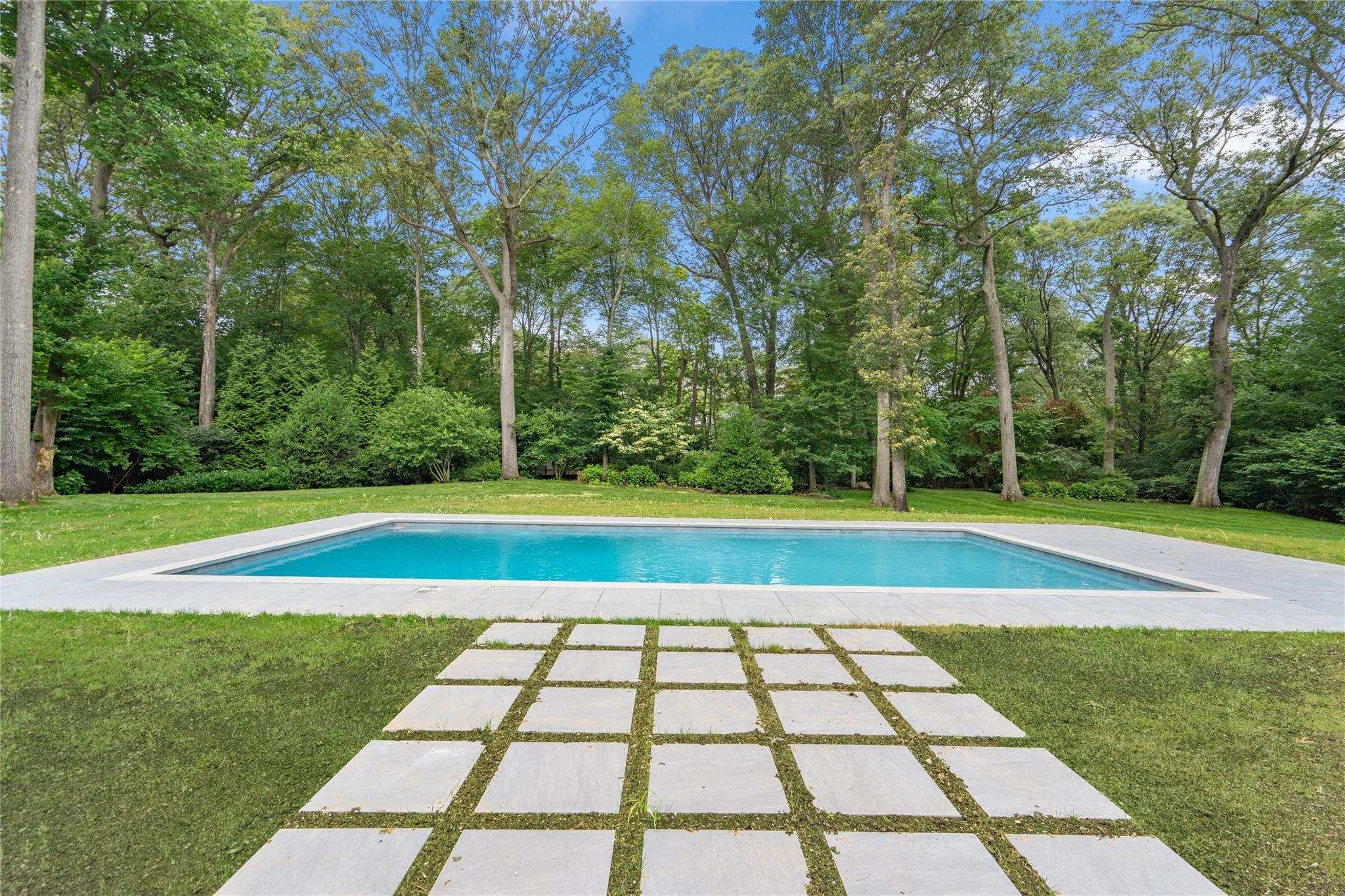 Single Family Fruitledge  Nassau County, NY 11545, MLS-882972-33