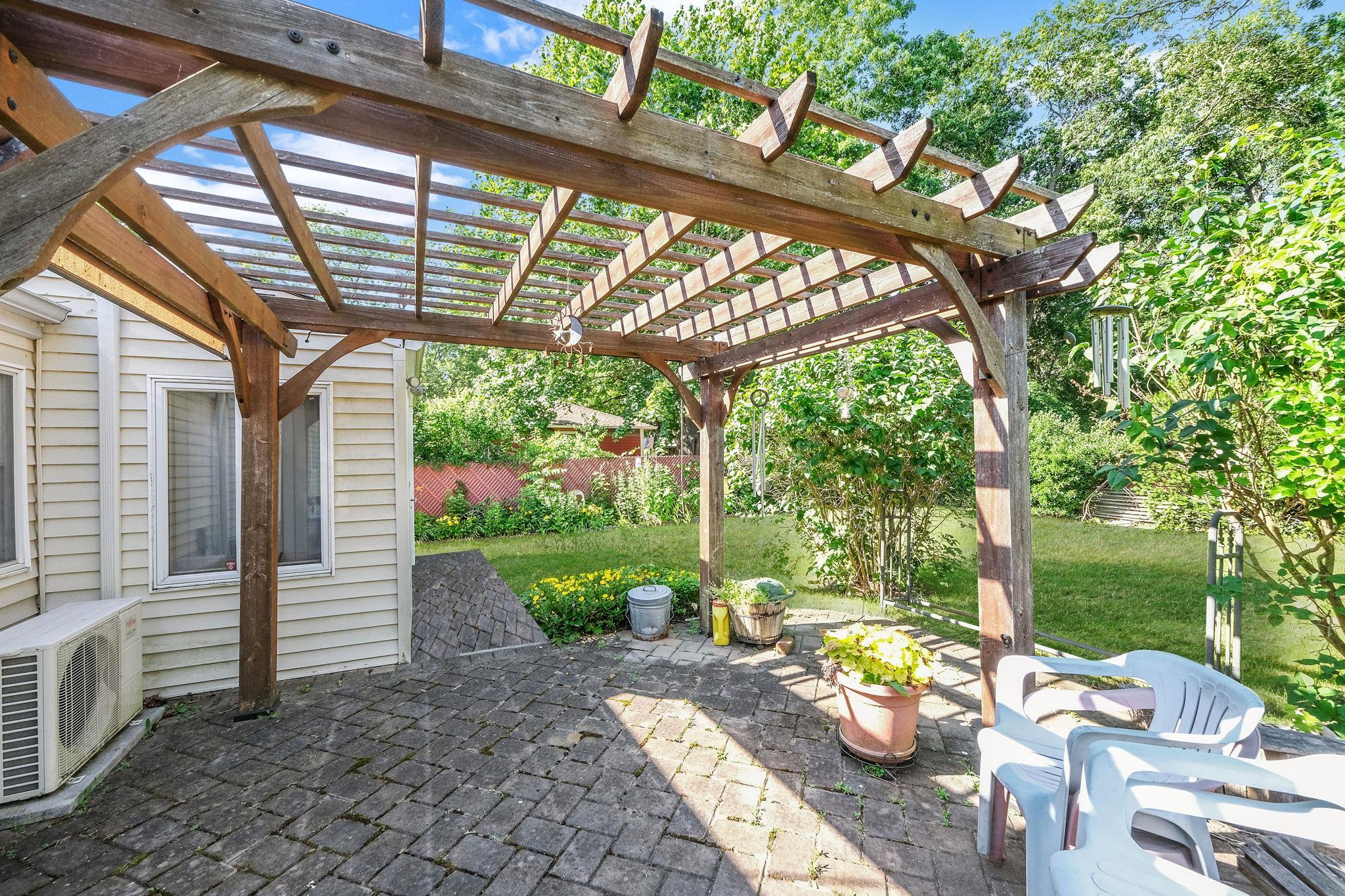 Single Family Woodland  Suffolk County, NY 11951, MLS-882984-9