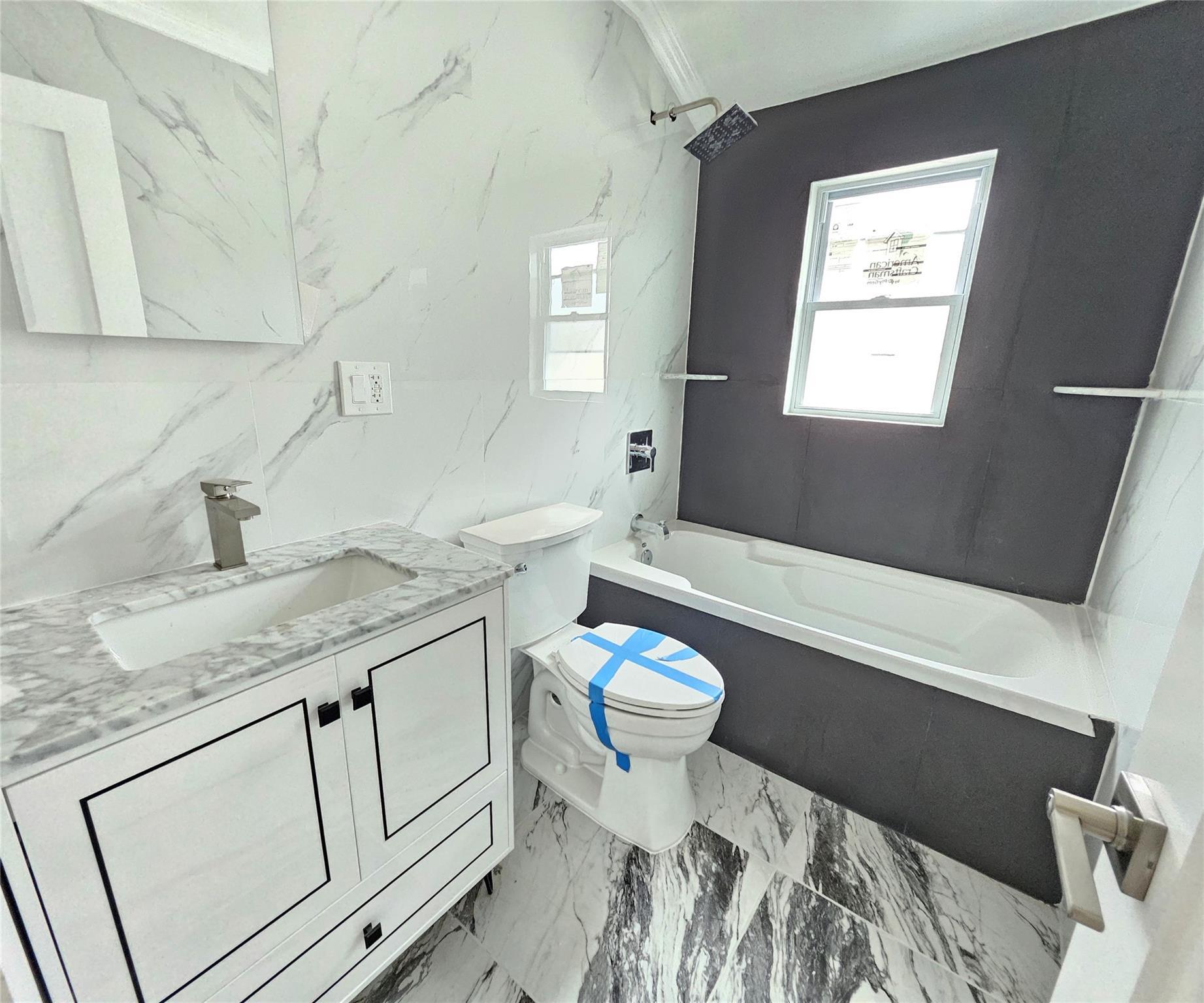 Single Family 123  Queens, NY 11434, MLS-882987-5