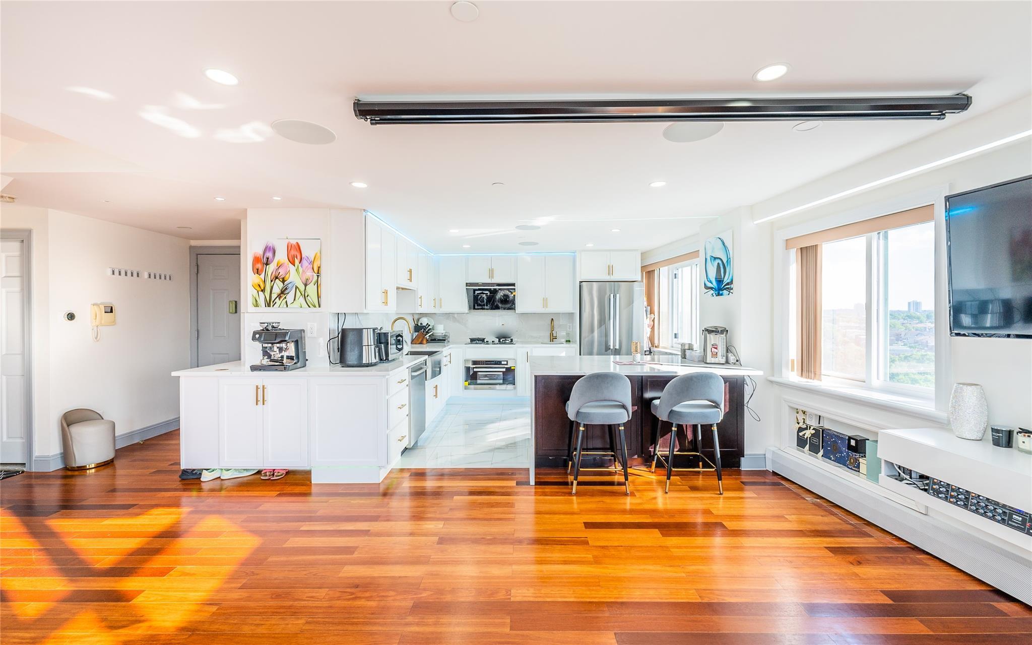 Condo Main  Queens, NY 11355, MLS-883016-11