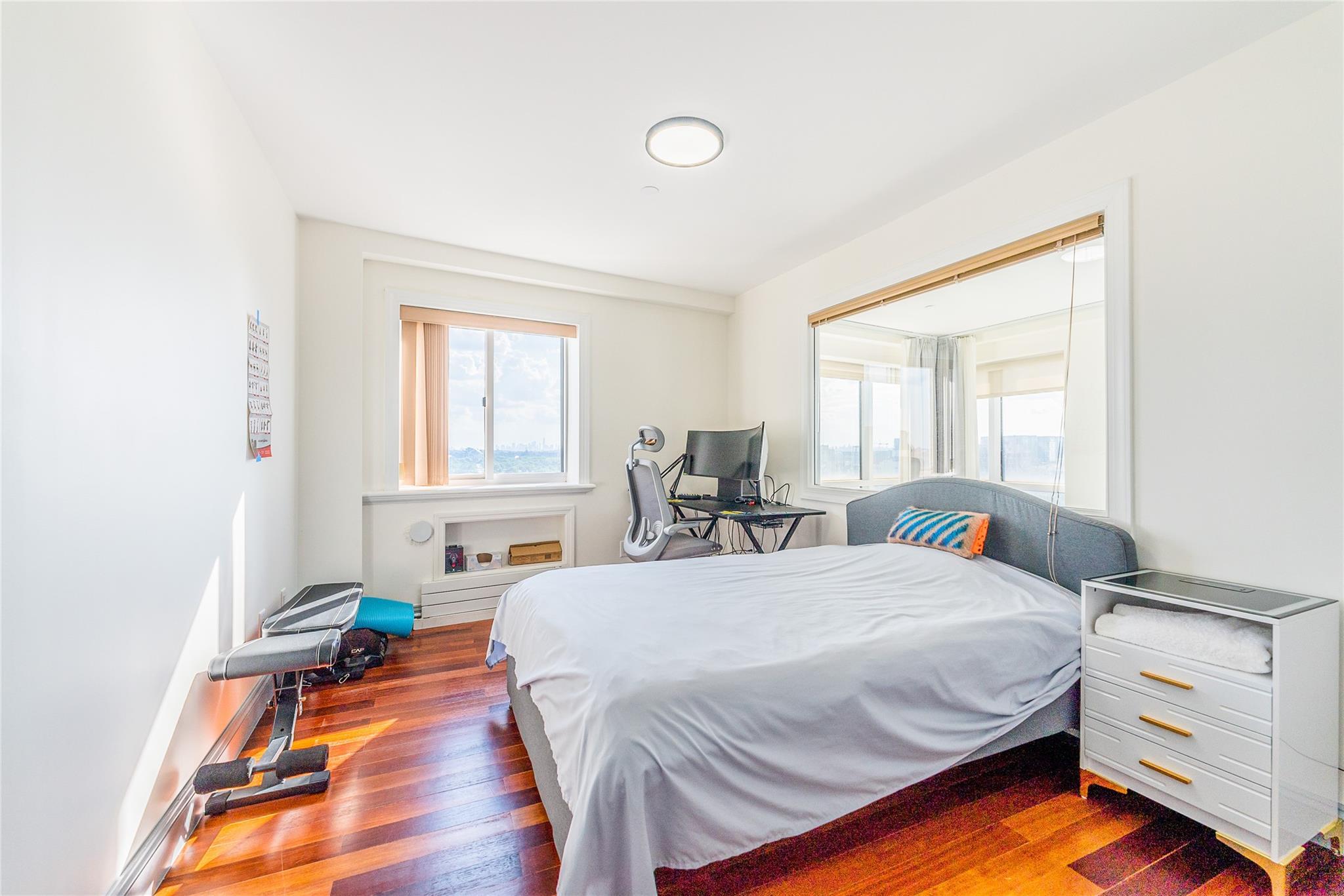 Condo Main  Queens, NY 11355, MLS-883016-24