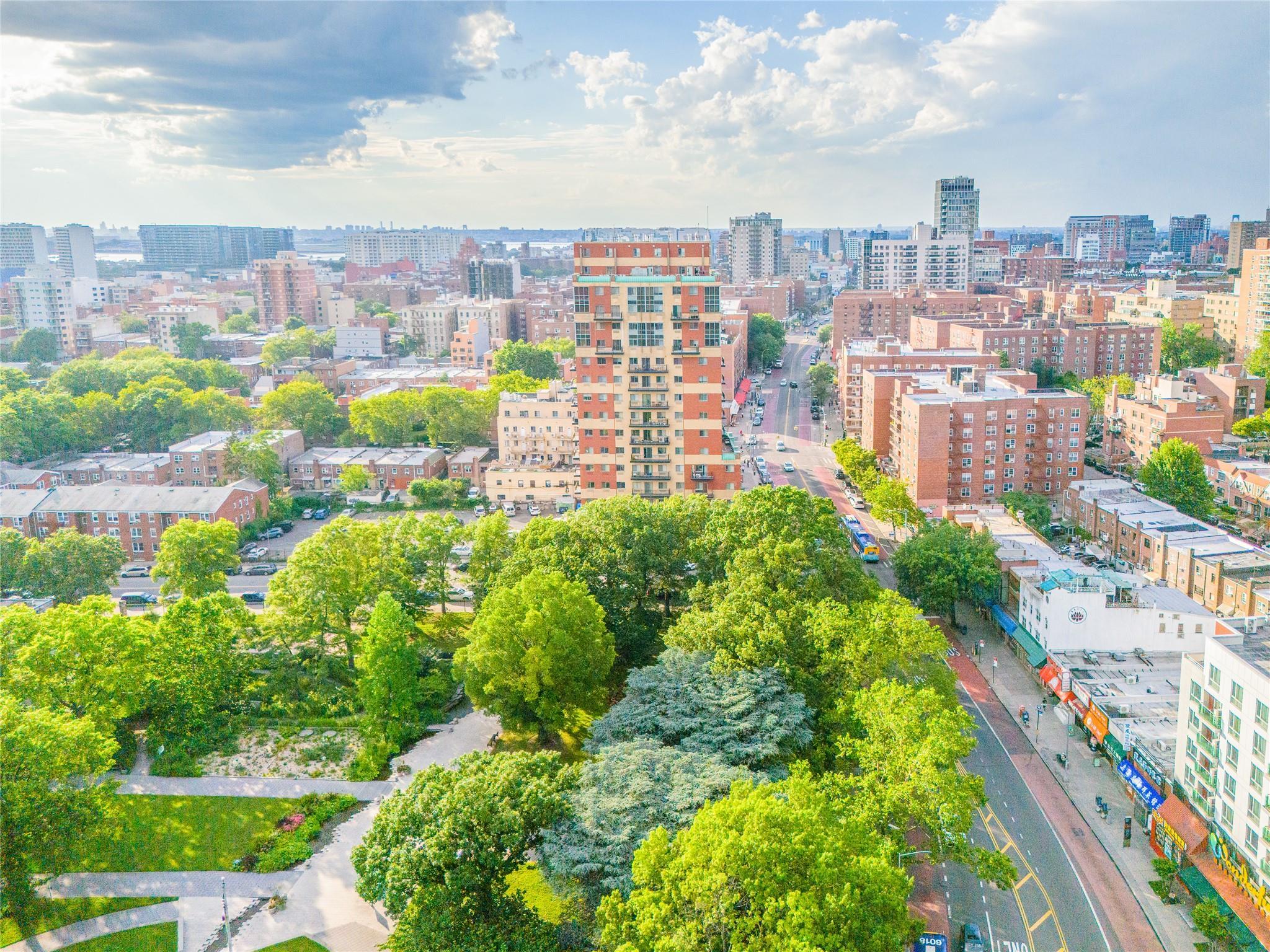 Condo Main  Queens, NY 11355, MLS-883016-31