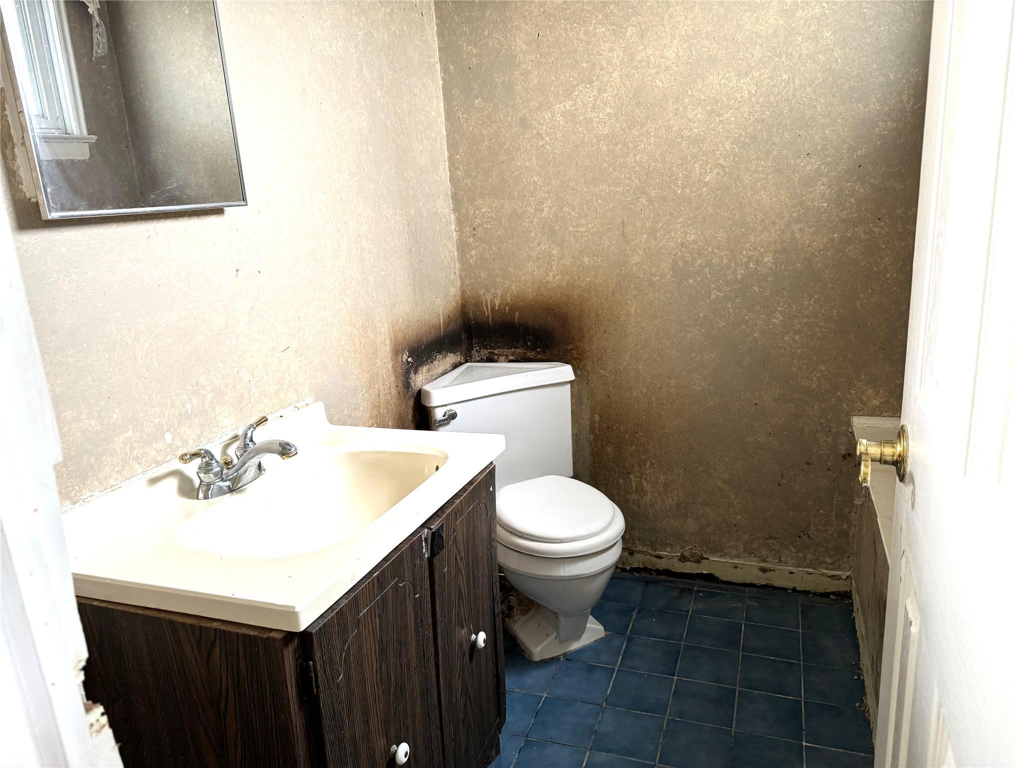 Single Family Kennedy  Suffolk County, NY 11720, MLS-883019-11